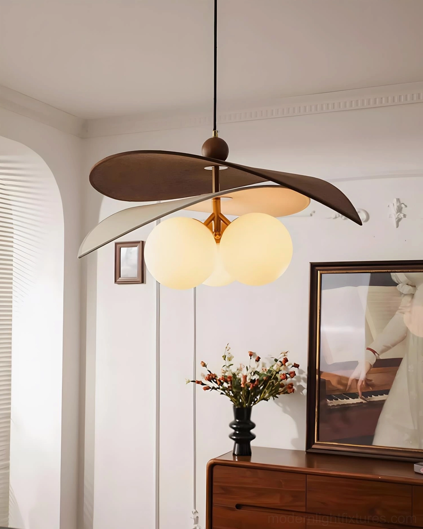 Lunova pendant lamp with three E26 E27 bulb sockets, showing interior fixture design and electrical configuration