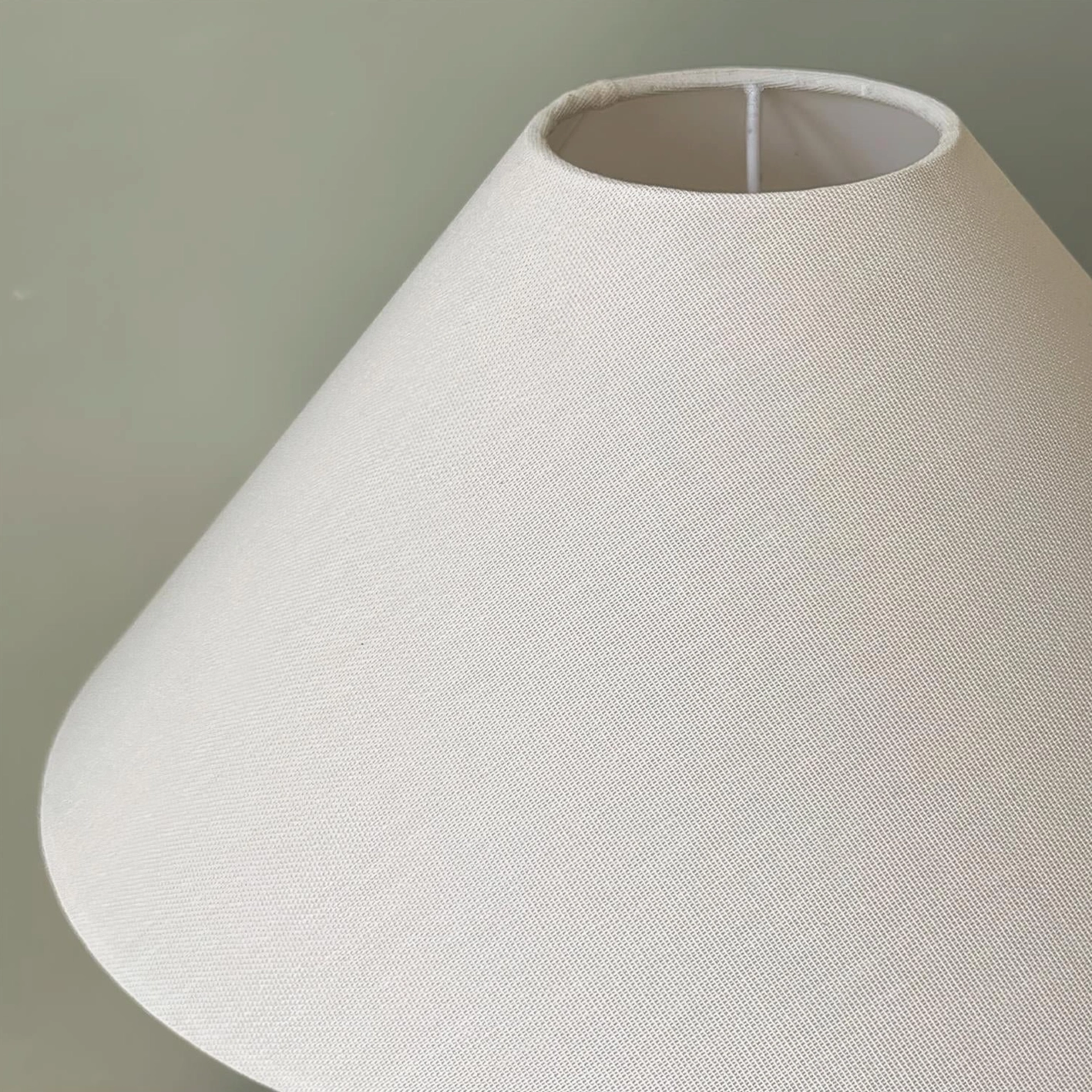 Mandarin ceramic table lamp in elegant white glaze with delicate botanical patterns and ivory fabric shade, versatile lighting fixture for minimalist and contemporary design schemes