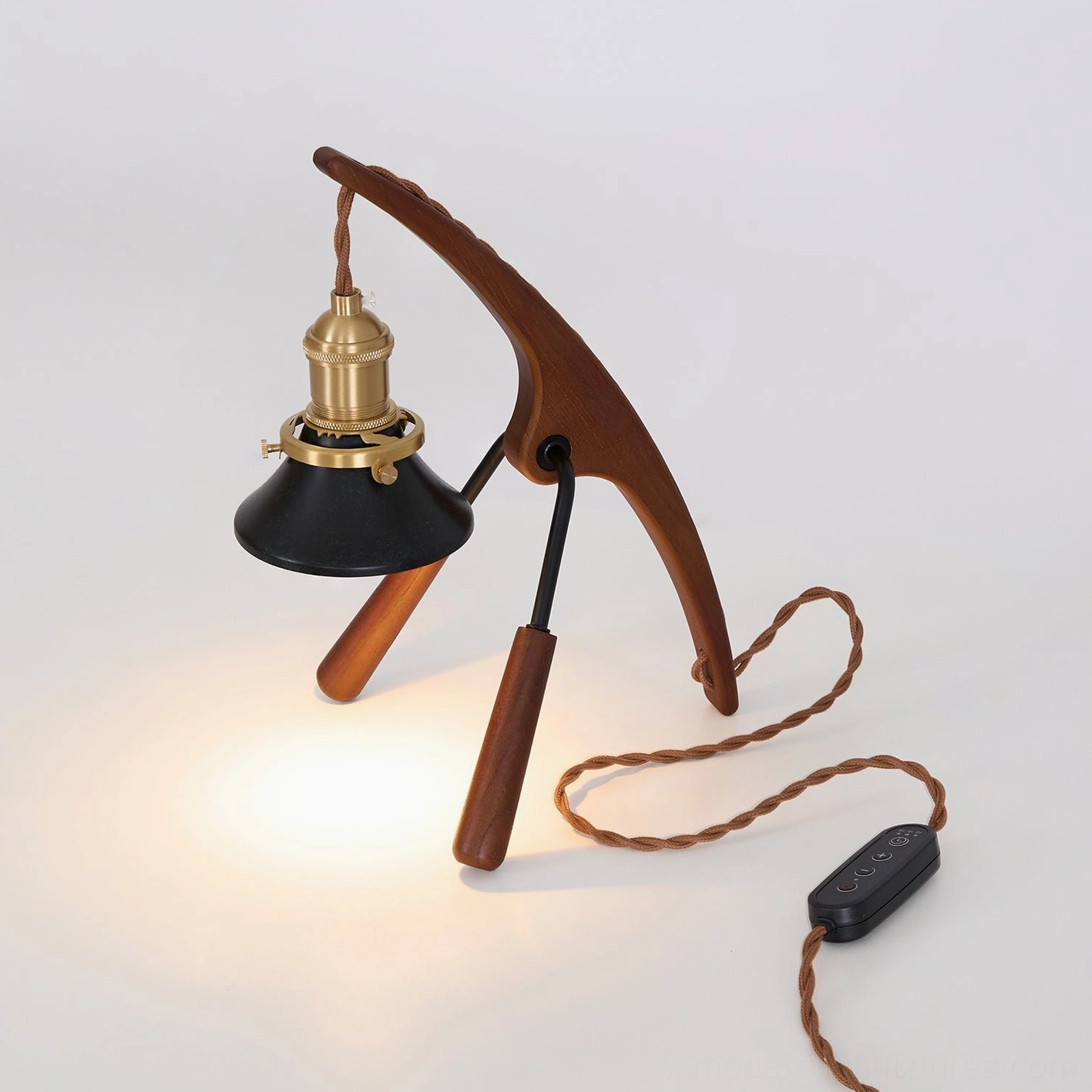 Praying mantis retro lamp, wax warming aromatherapy, Scandinavian minimalist home decor