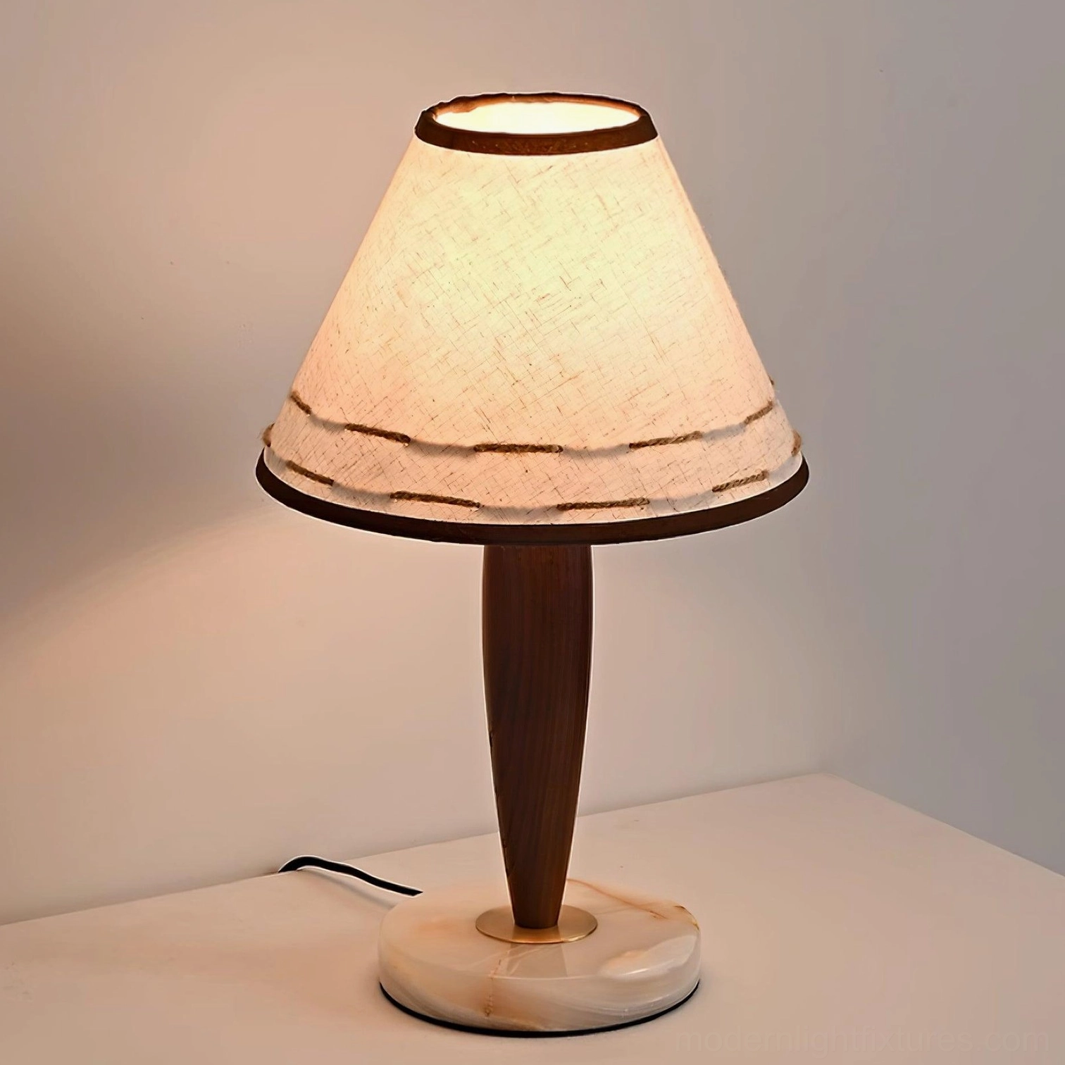 Mediterranean-inspired terracotta table lamp - rustic charm and warm lighting for bedroom