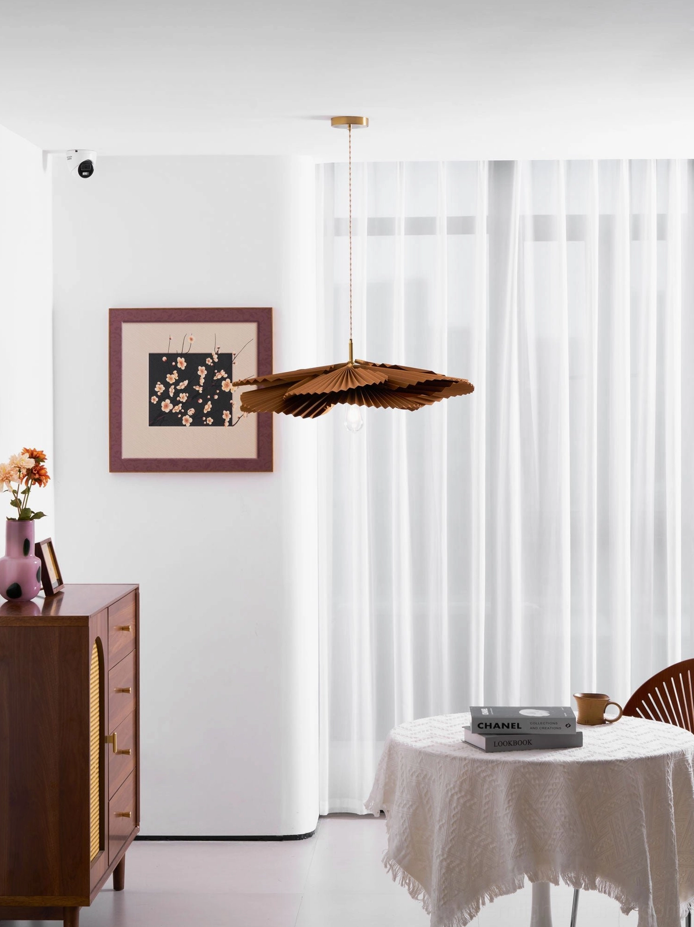 Mikado pendant light with warm-tone LED filament bulb showing optimal lighting color temperature and ambiance