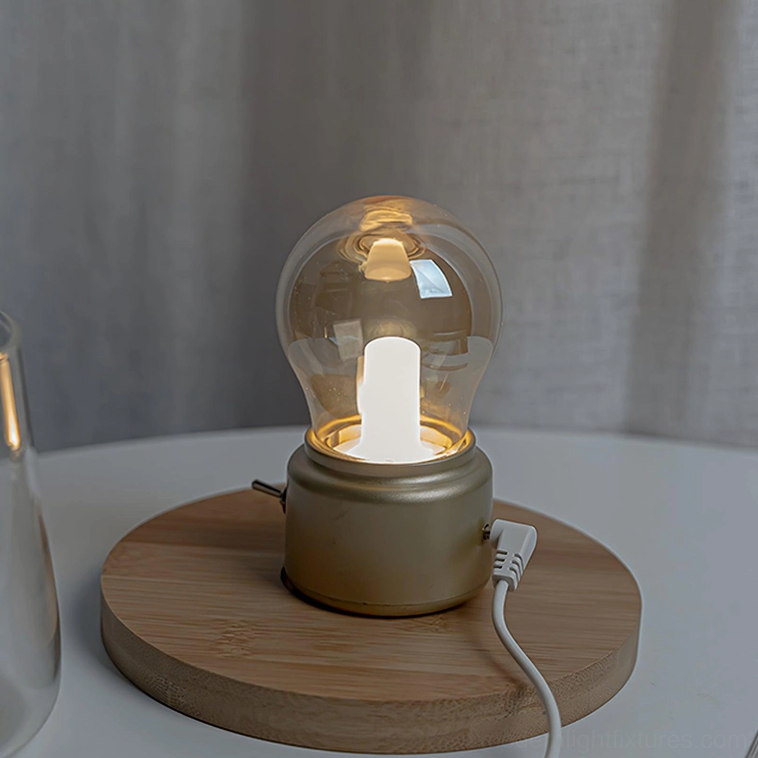 Portable miniature Edison lamp with 50000 hour LED lifespan energy efficient lighting
