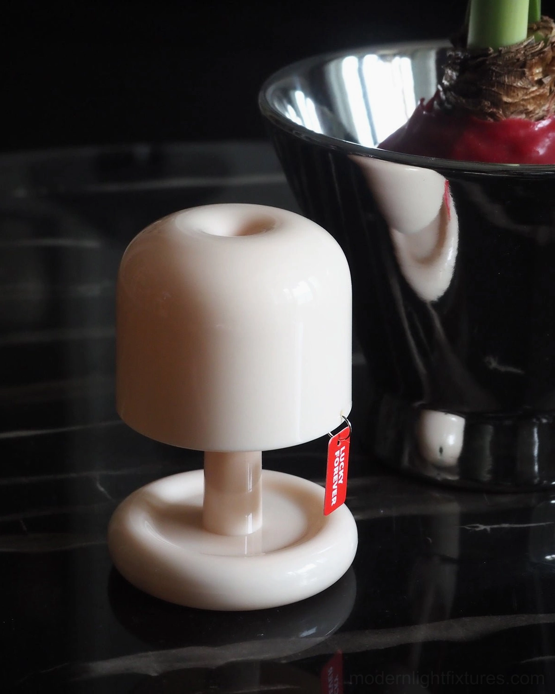Mini Mushroom Lamp Milky White acrylic diffuser - Soft light quality
