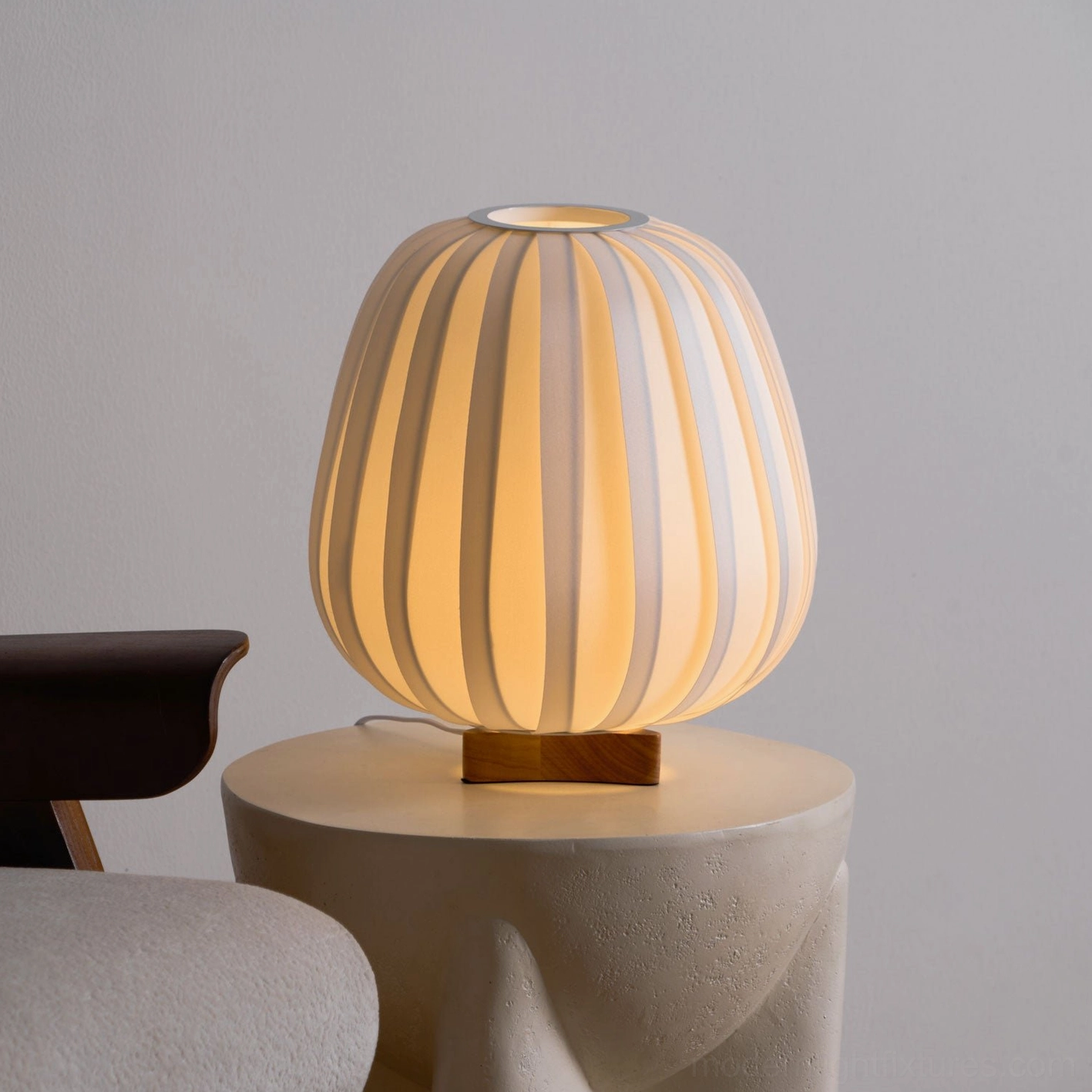 Minimalist fabric table lamp dimmer compatible warm lighting control
