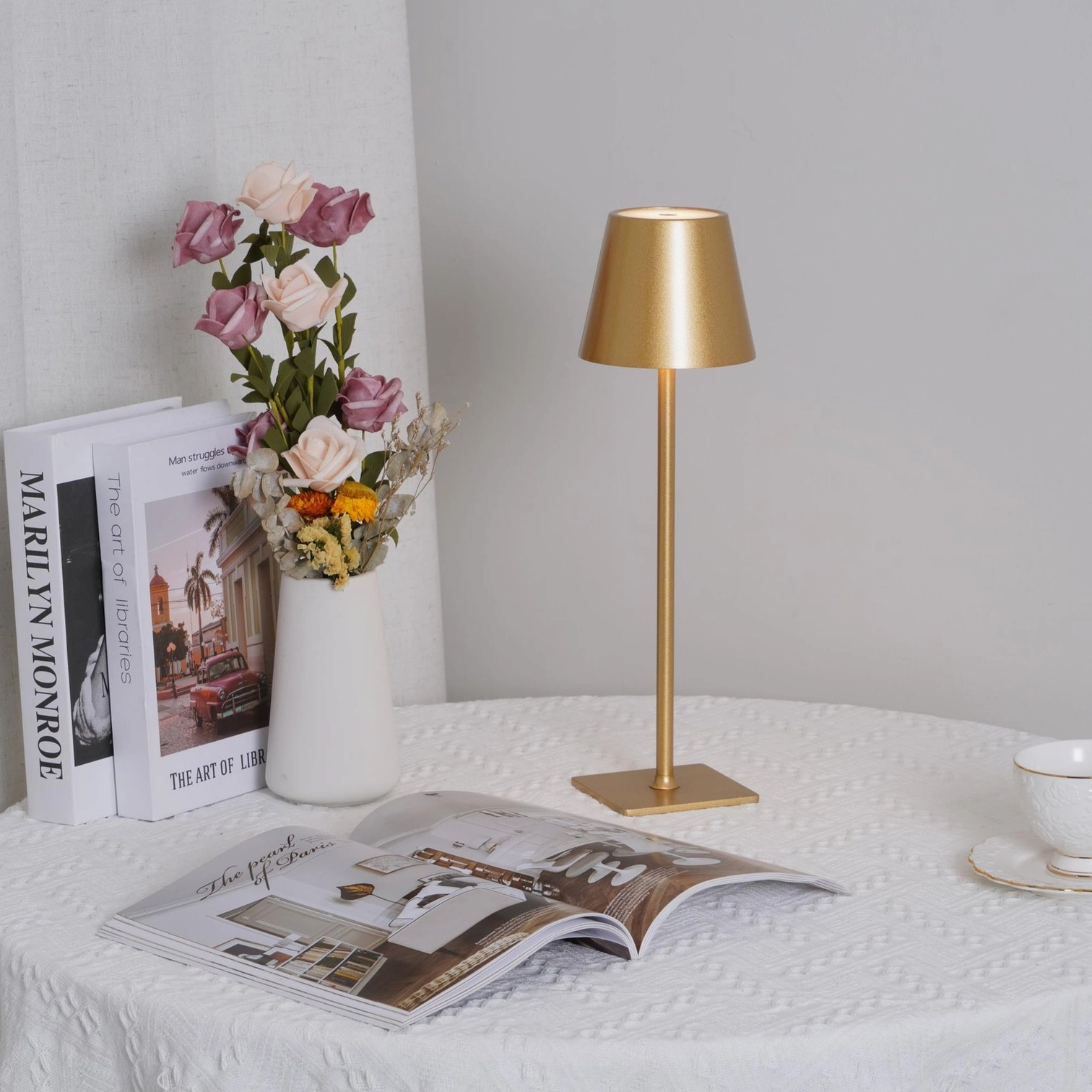 Minimalist table lamp integrated LED design contemporary interior lighting solution