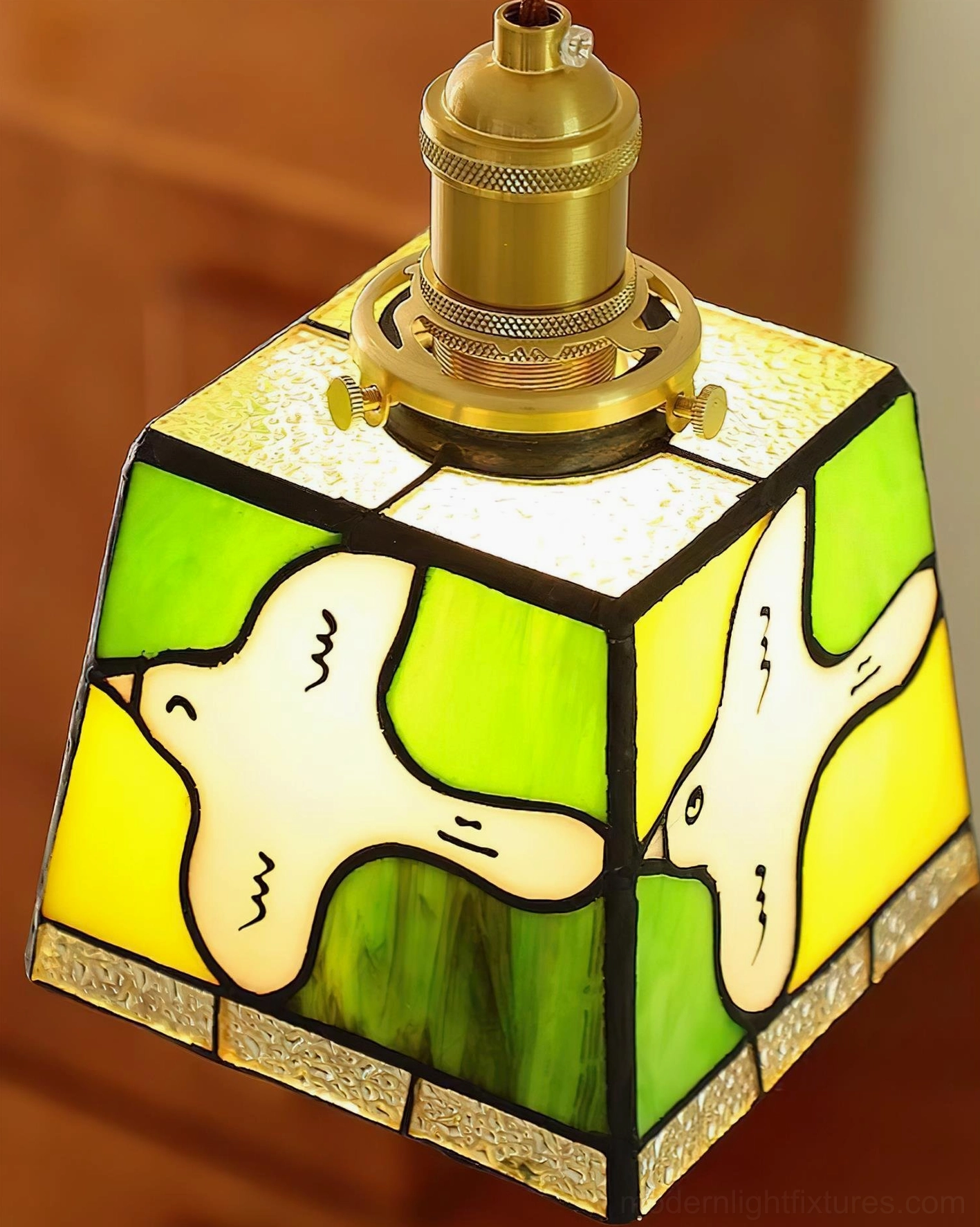 Miroa green stained glass pendant lamp with dove patterns artistic design