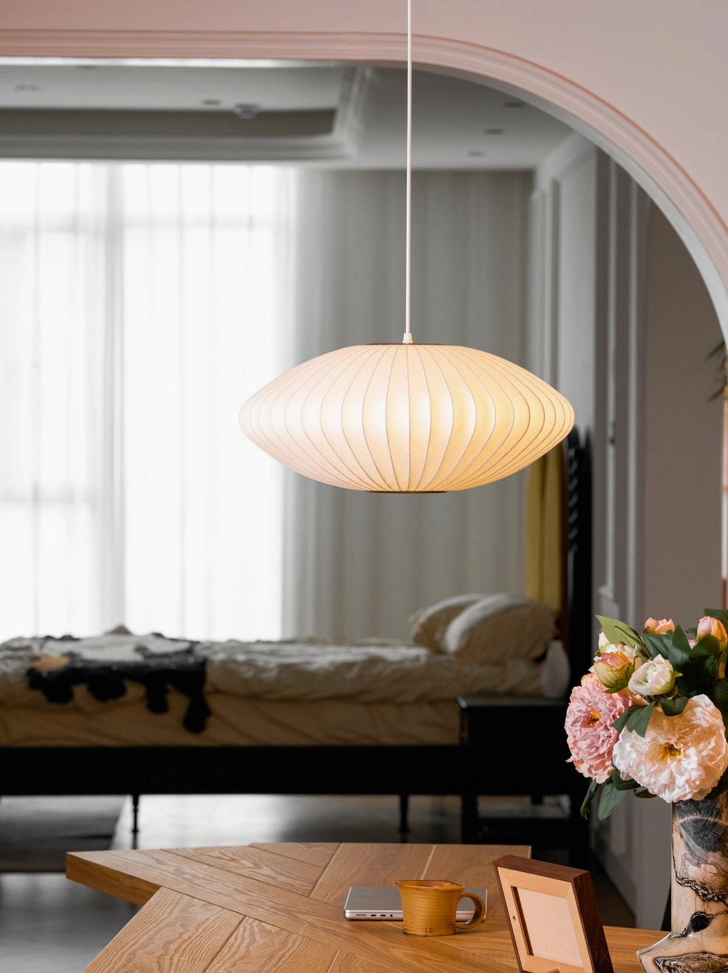 Bubble pendant light Model A large - statement-making geometric pendant