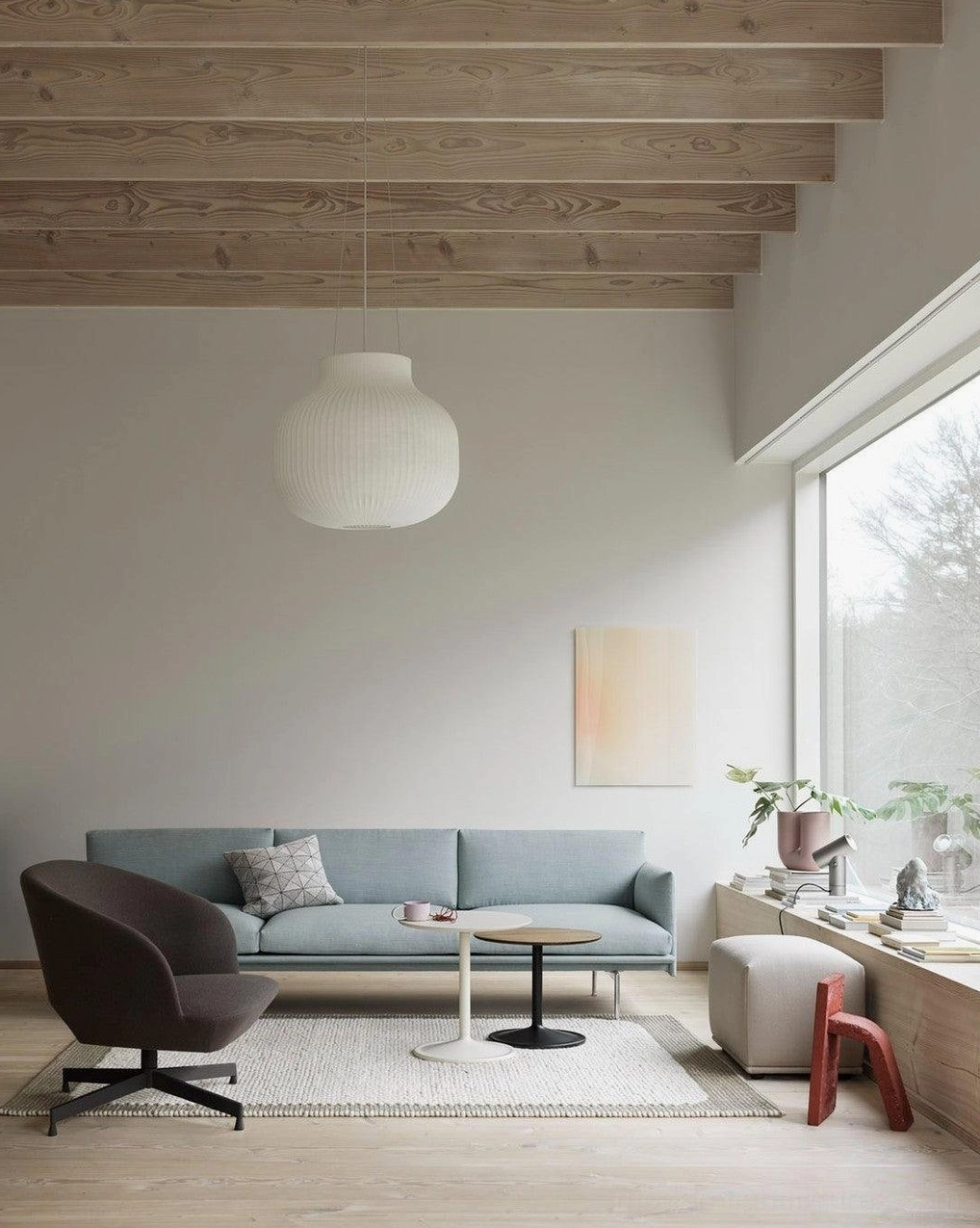 Modern fabric pendant light showing textured weave and diffused light distribution pattern