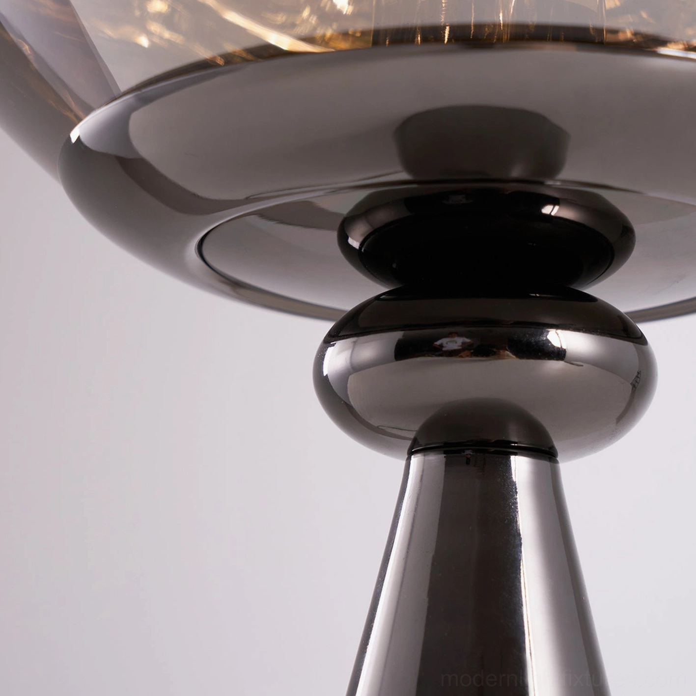 Molten cone lamp installation guide assembly instructions compatible plug options setup
