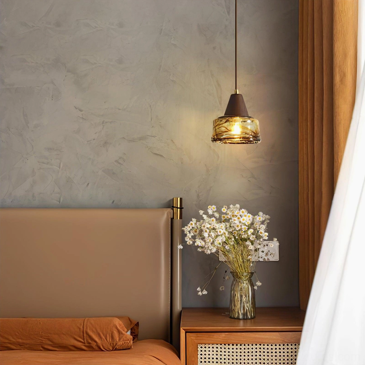Murano hand-blown pendant light artistic glass dome detail