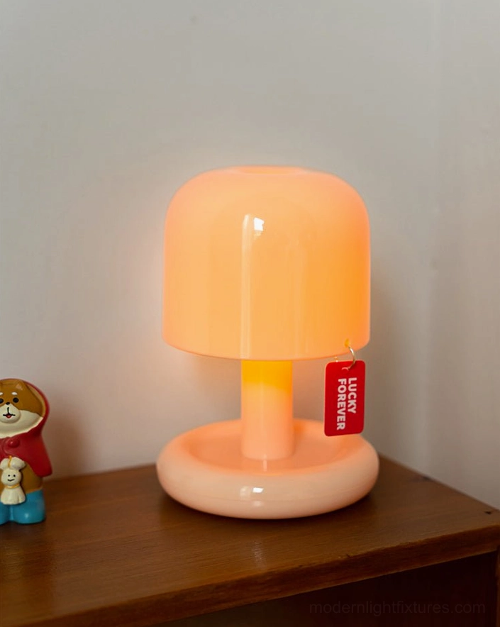 Compact mushroom table lamp design detail - Acrylic diffuser cap