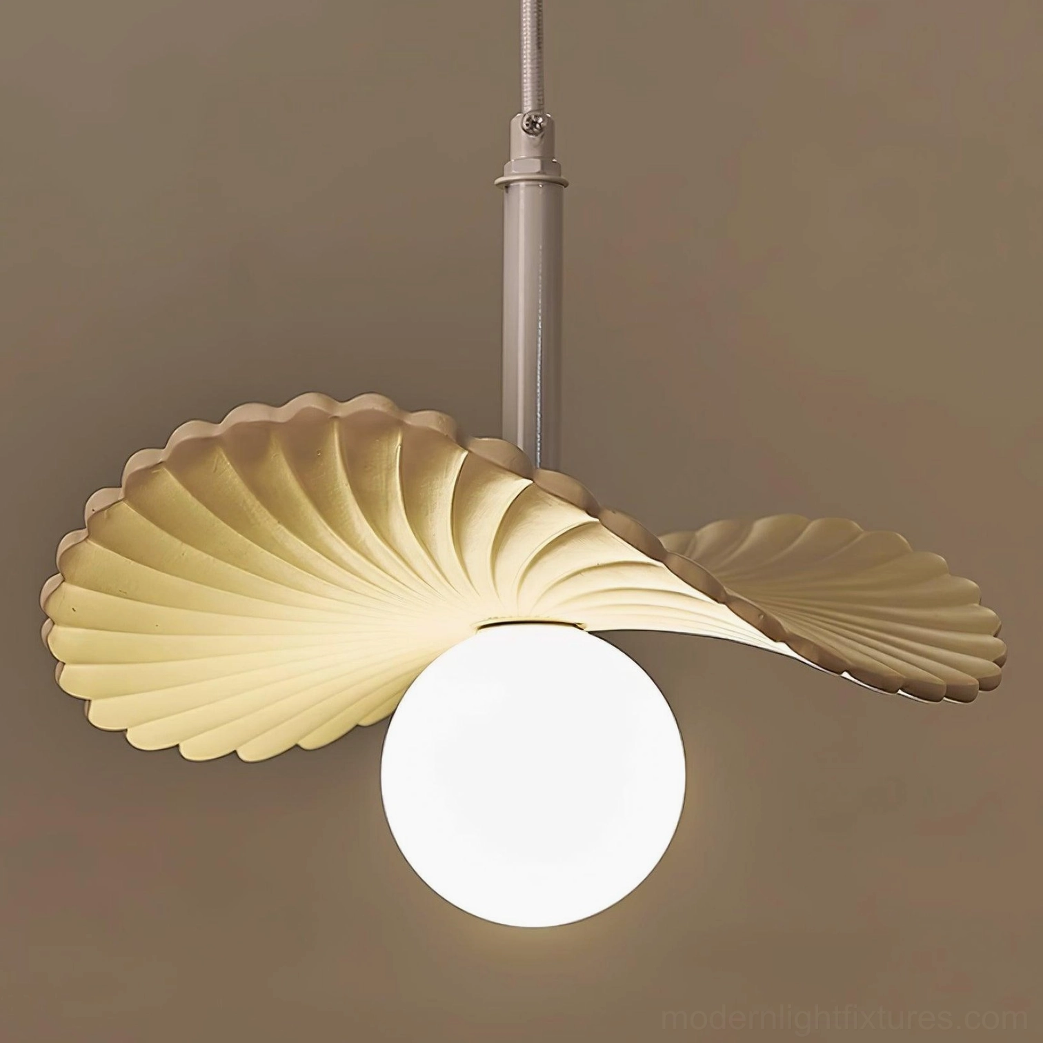 Myrna modern pendant lamp showing adjustable 150cm cord and G9 socket compatibility, installation detail view