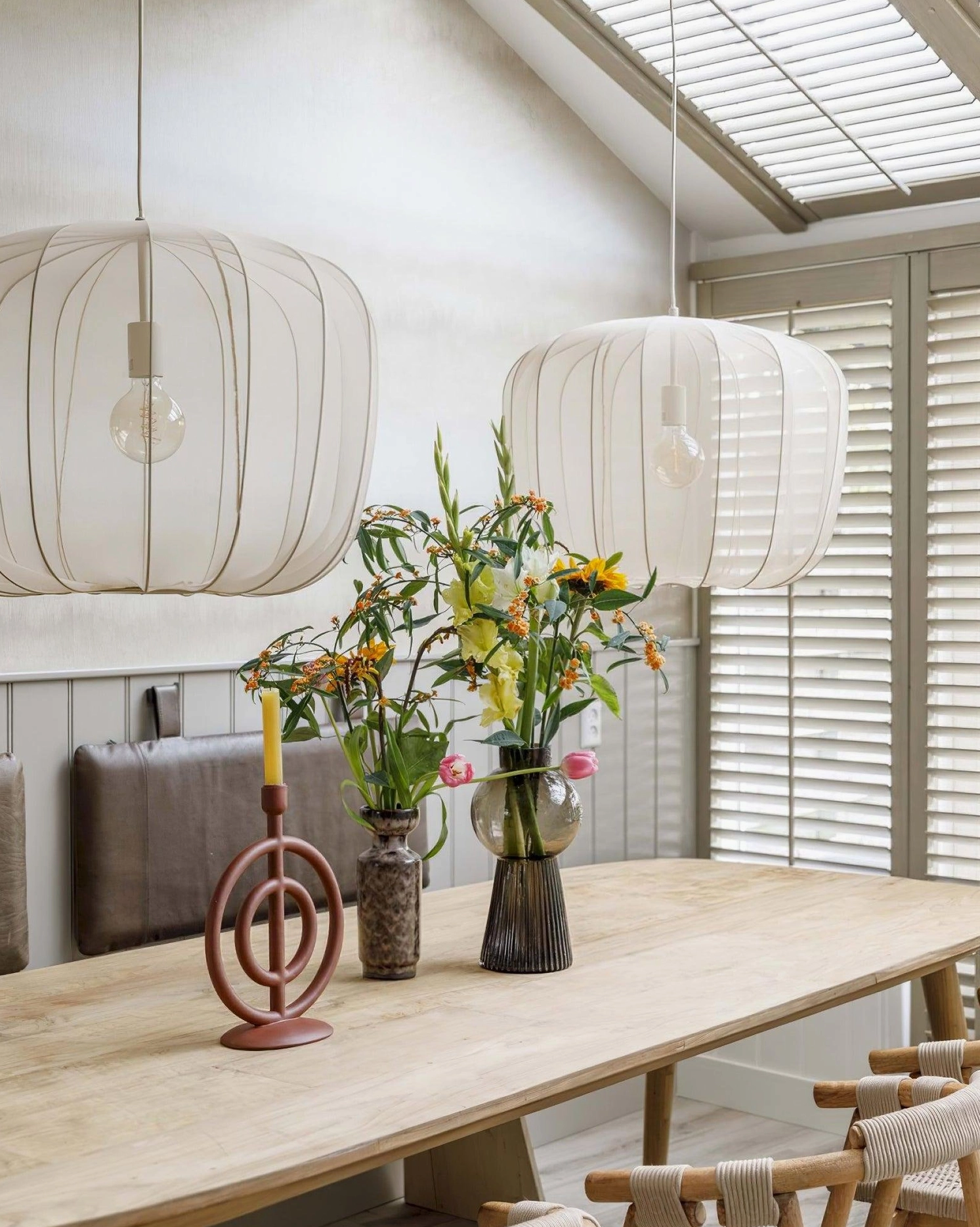 Nevola pendant lighting dimmer switch compatibility feature, adjustable ambiance control setup