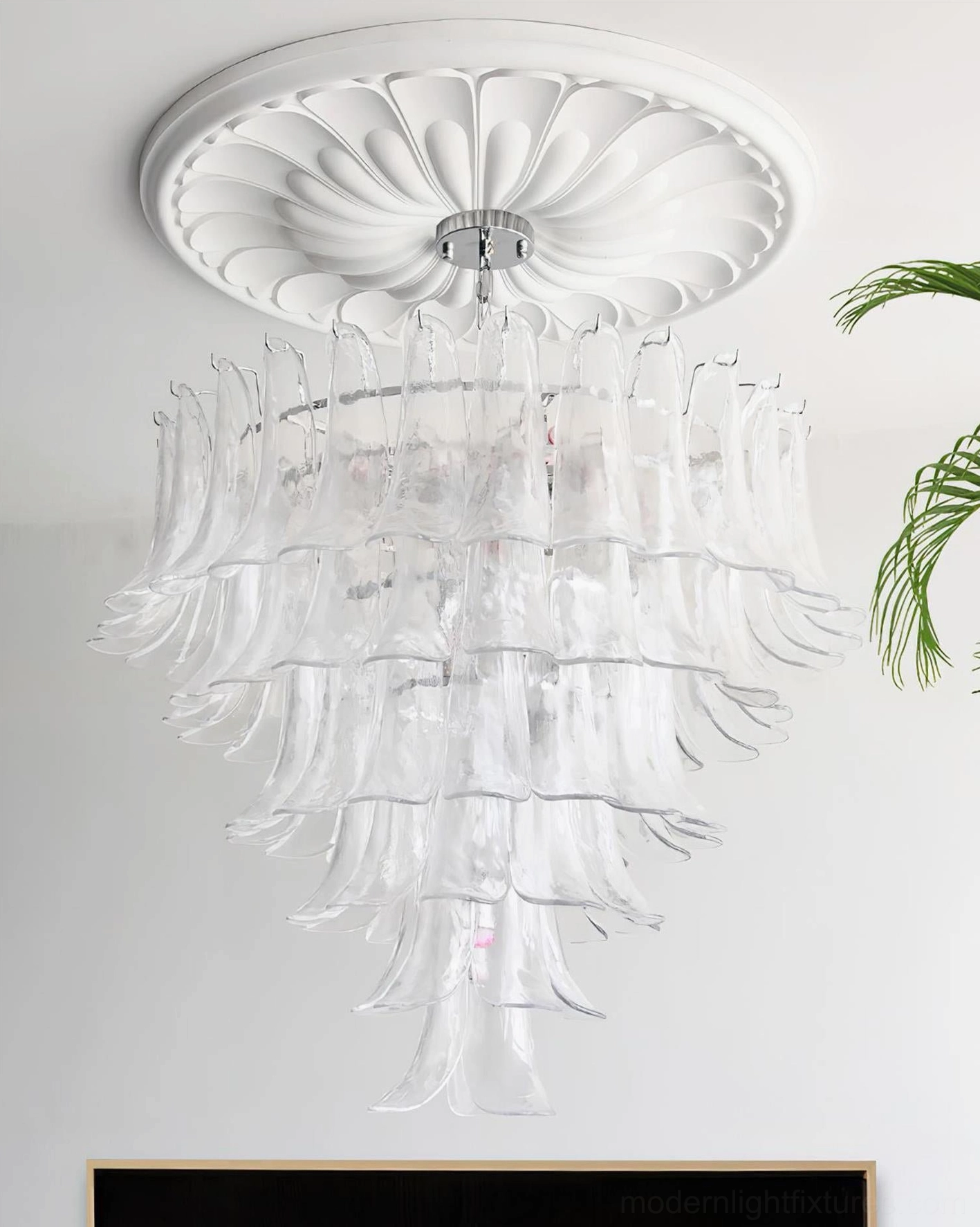Petal chandelier installation showing dimmer-compatible E14 socket and electrical specifications