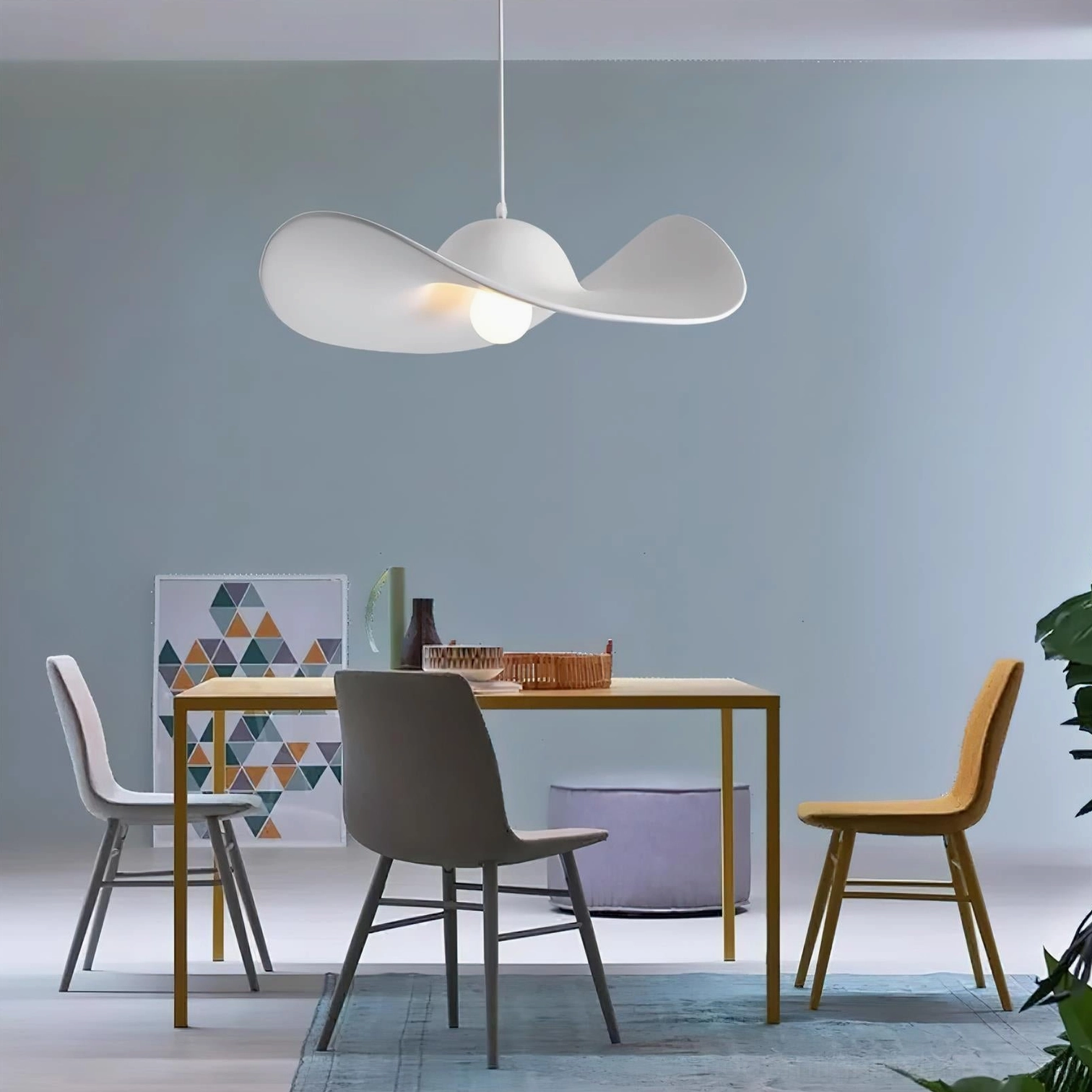 Piuma pendant light closeup - matte resin surface texture showing refined craftsmanship and smooth finish