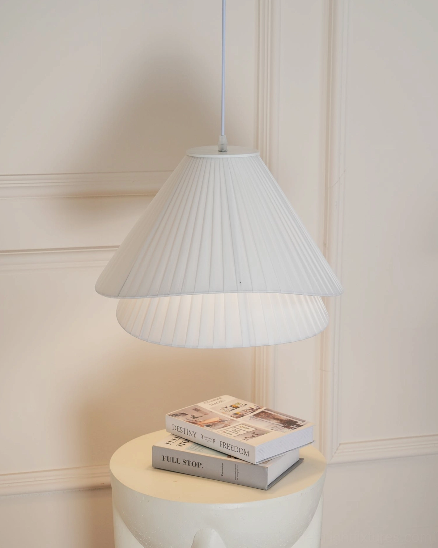 Pleated pendant light E26 E27 socket compatibility North American European standard