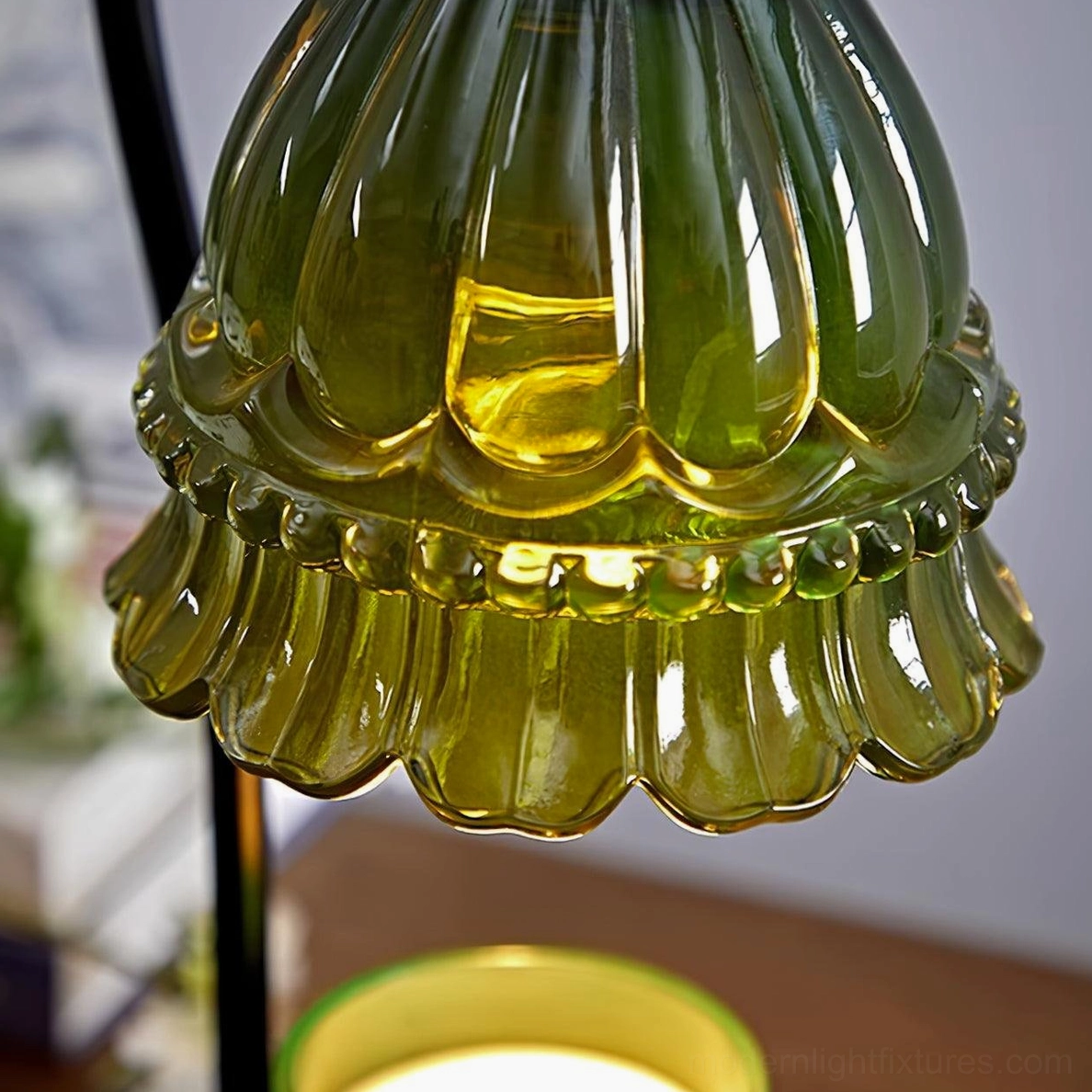 Premium marble candle warmer lamp with high-performance halogen bulb compatibility