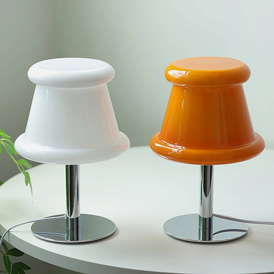 Pudding table lamp detail showcasing soft rounded borosilicate glass diffuser creating even warm light distribution