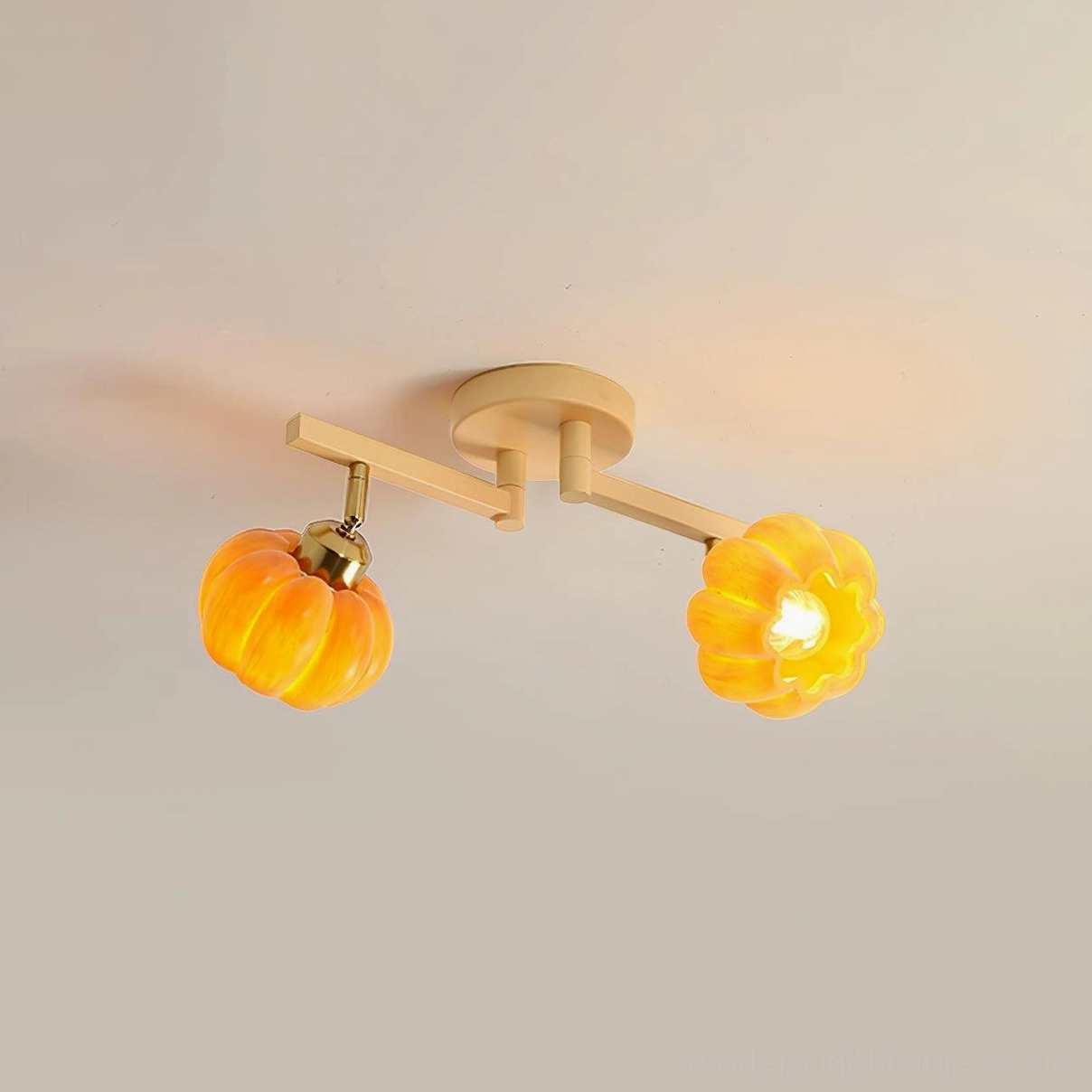 Compact 42cm pumpkin ceiling light fixture, 3-head design, small entryway and hallway lighting solution