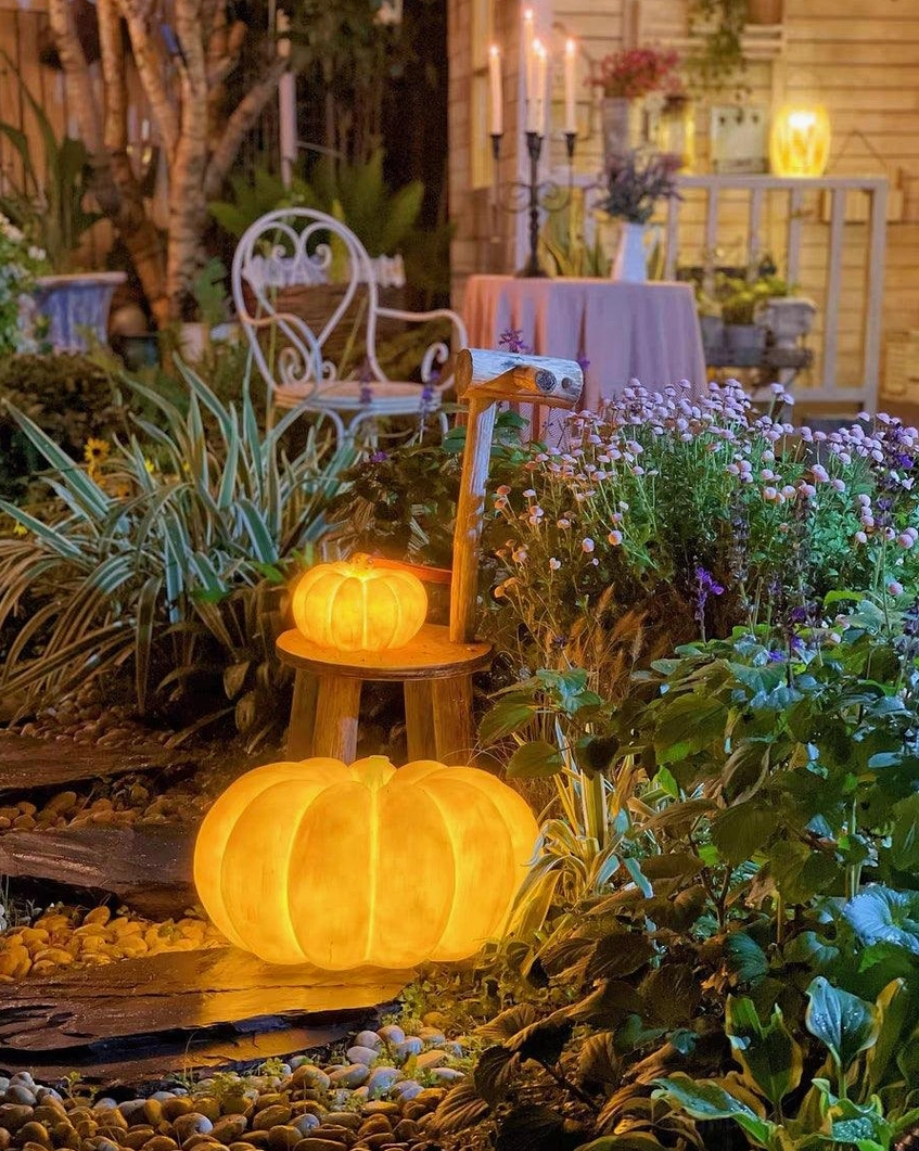 Pumpkin table lamp environmental resin eco-conscious material premium construction