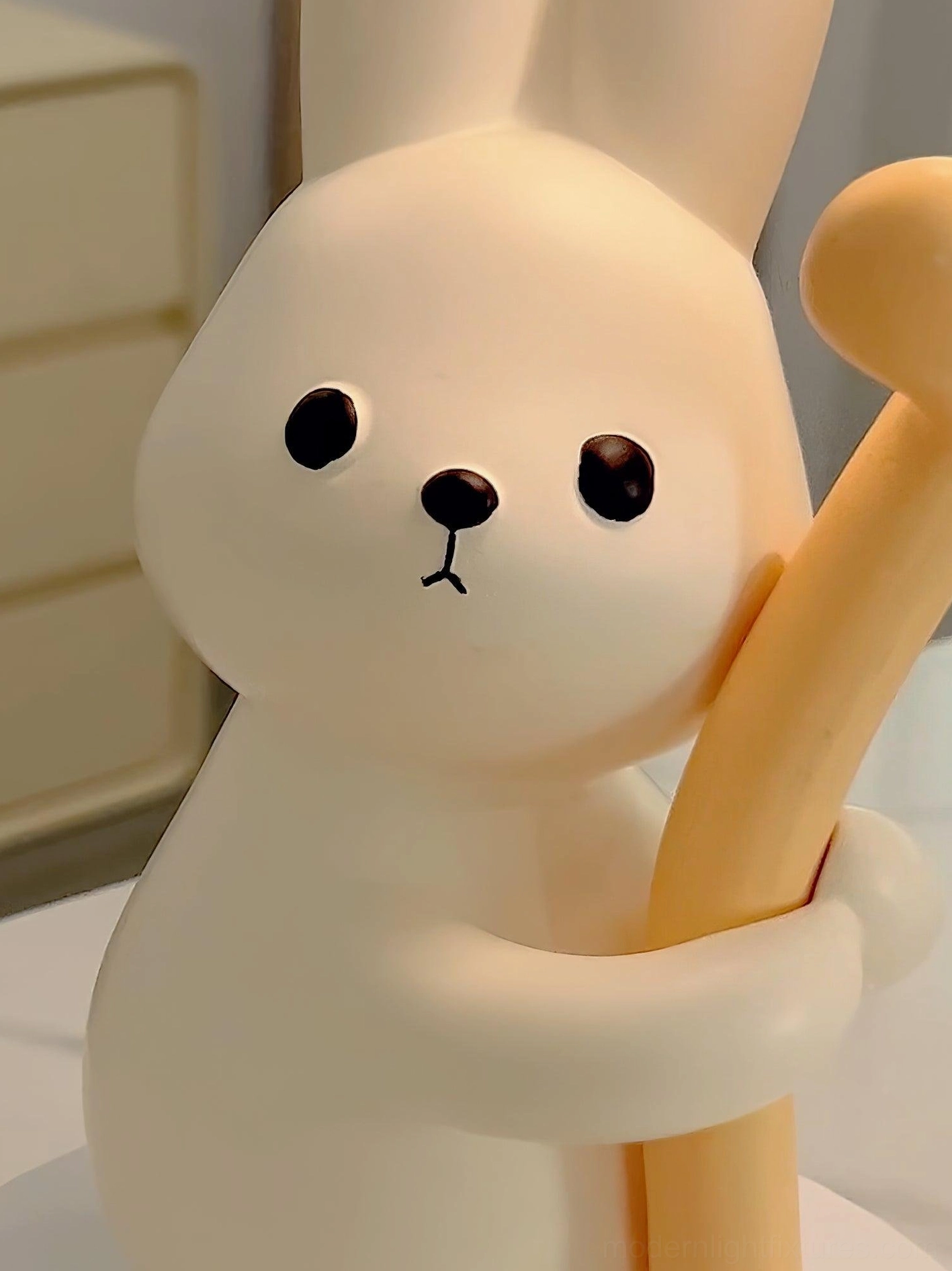 Rabbit hug table lamp 50000 hour lifespan LED performance specification