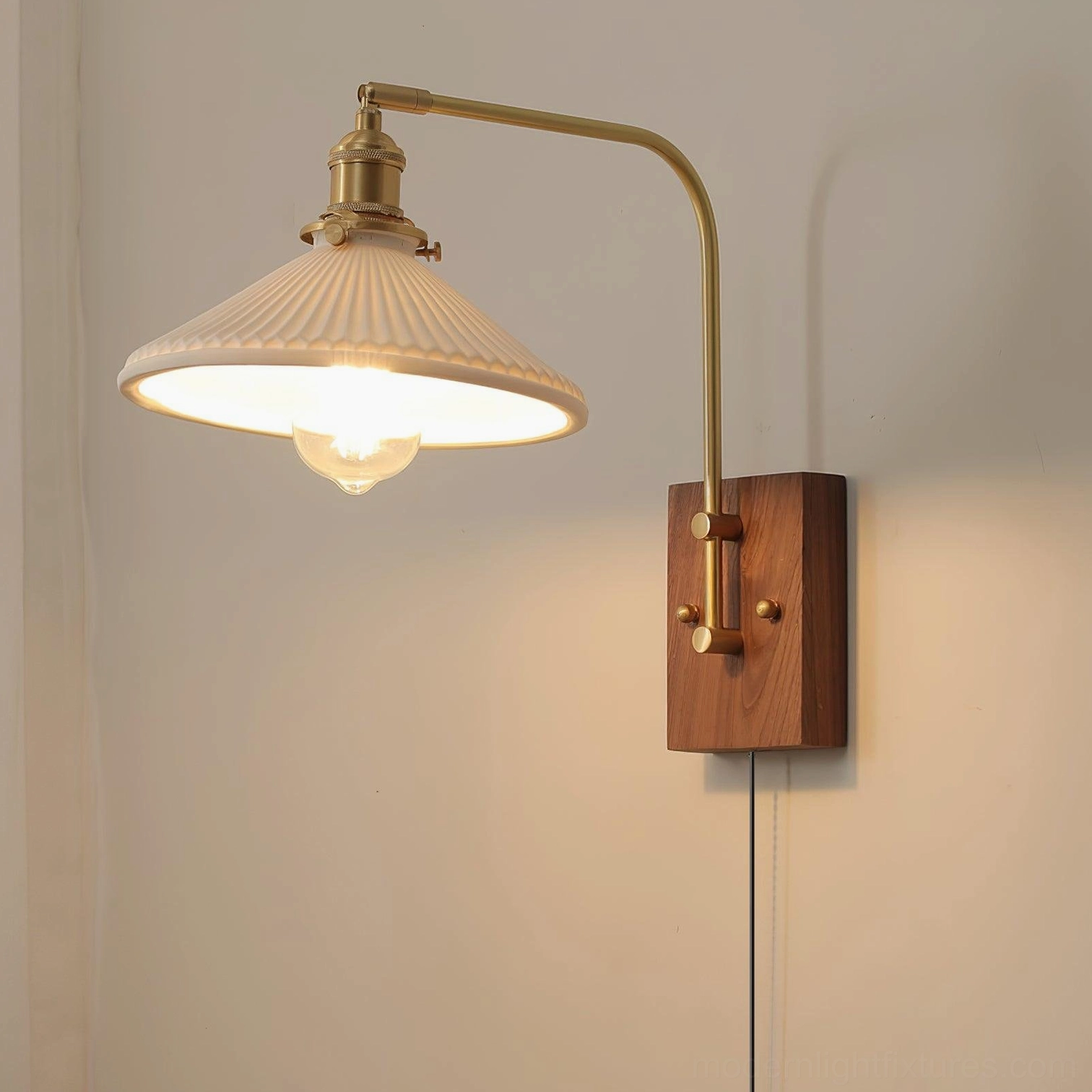 Retro wall sconce with UK plug variant for British and UK market compatibility