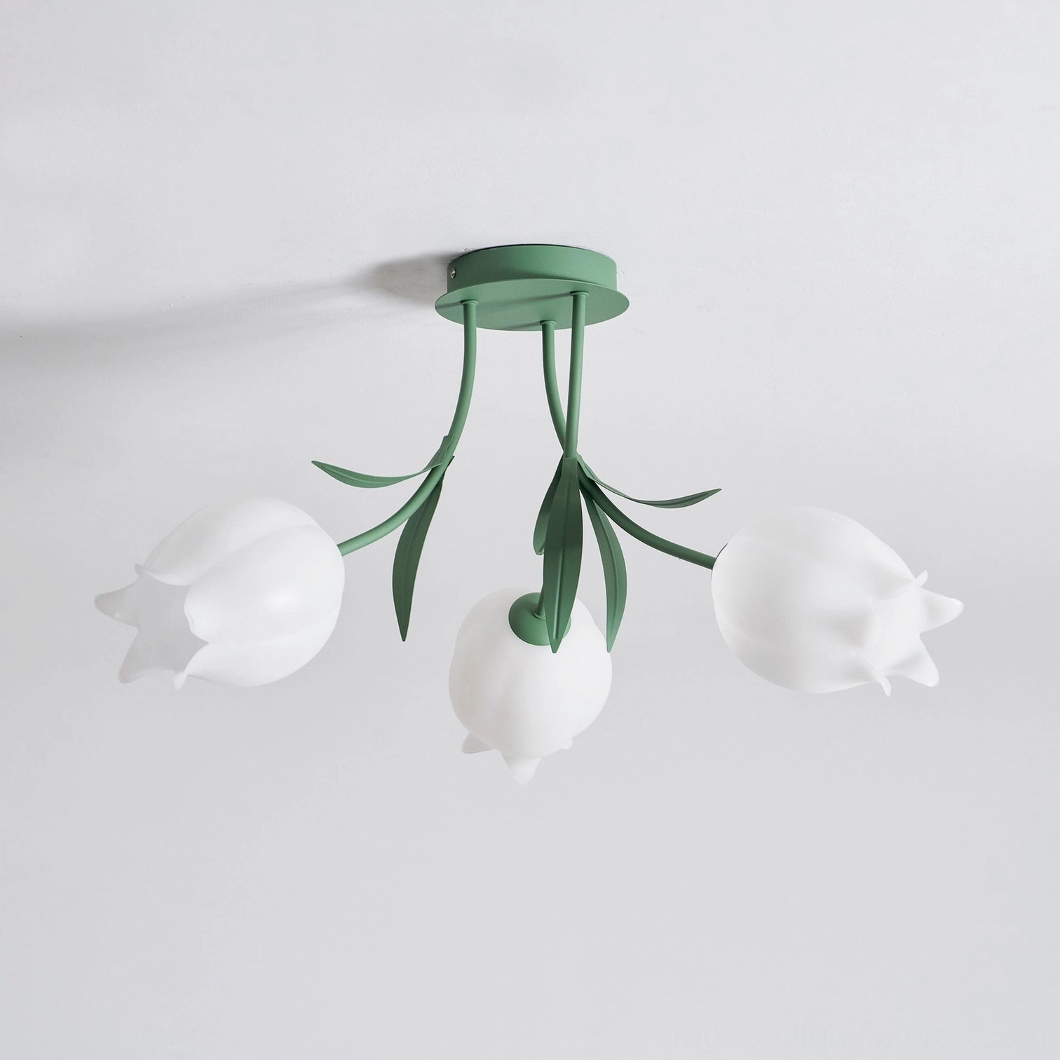 Ricko 3-head ceiling light assembly process - hand-crafted fixture production manufacturing