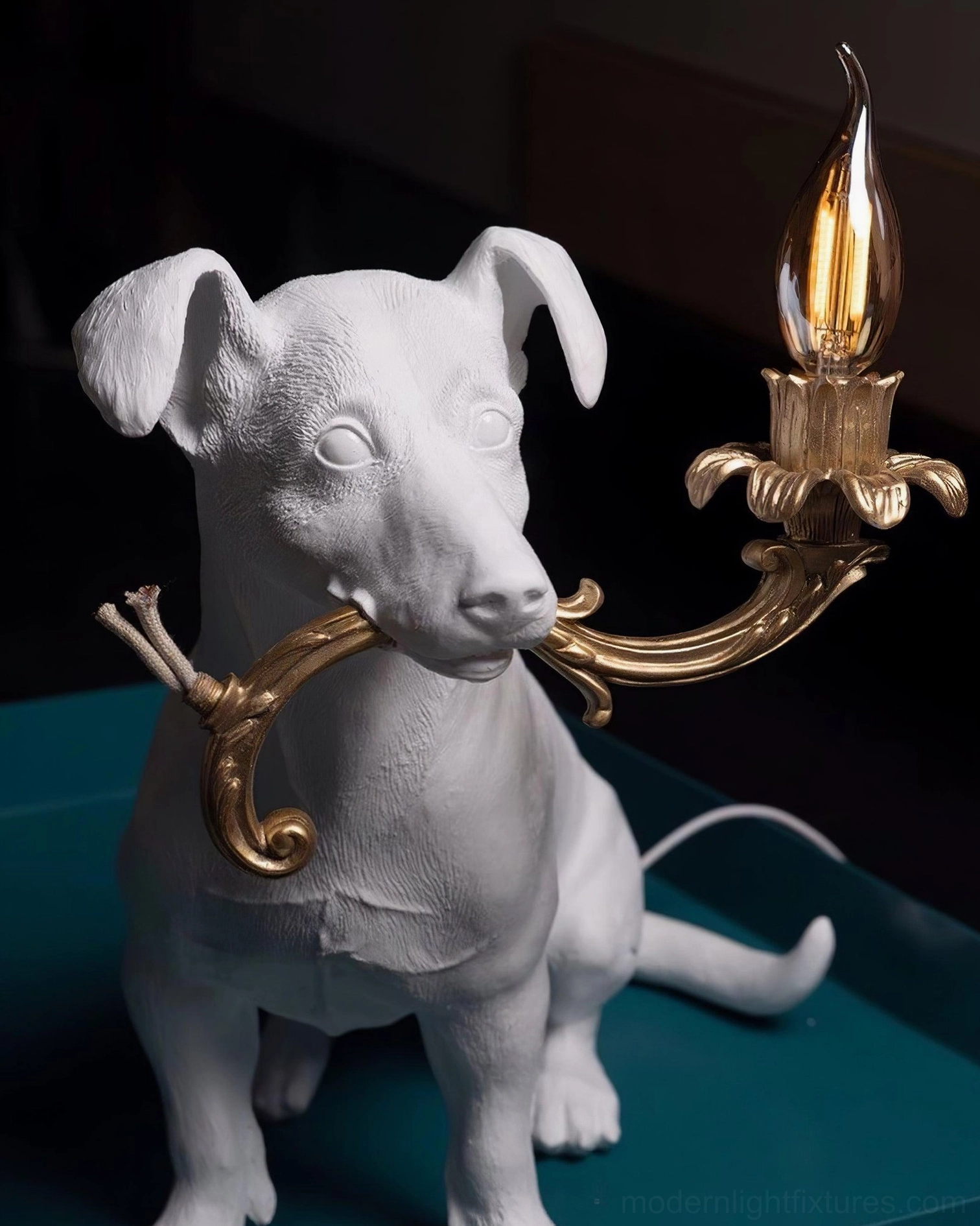 Rio dog table lamp decorative modern, dog light fixture contemporary style, resin sculptural table lamp