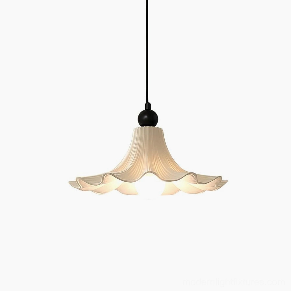 Florin Ripple Model A Dia 30cm medium pleated pendant light in white ceramic, studio product photography