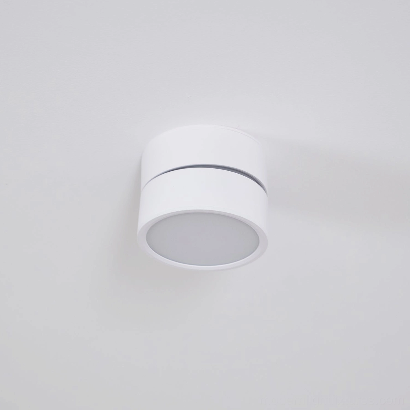 Rotatable spot light showing full product profile and dimensional design for recessed ceiling installation