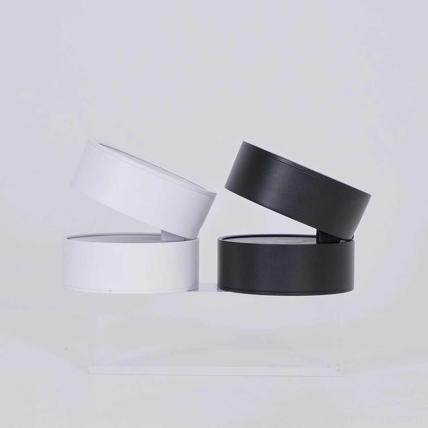 Rotatable surface spot light with 360-degree rotation capability for flexible beam direction in any room