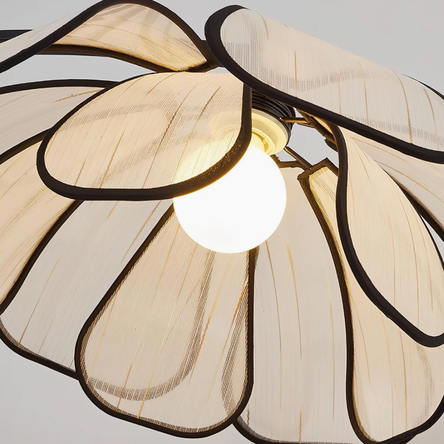 Savoy floor lamp in contemporary interior showcasing design versatility with modern furnishings and minimalist decor