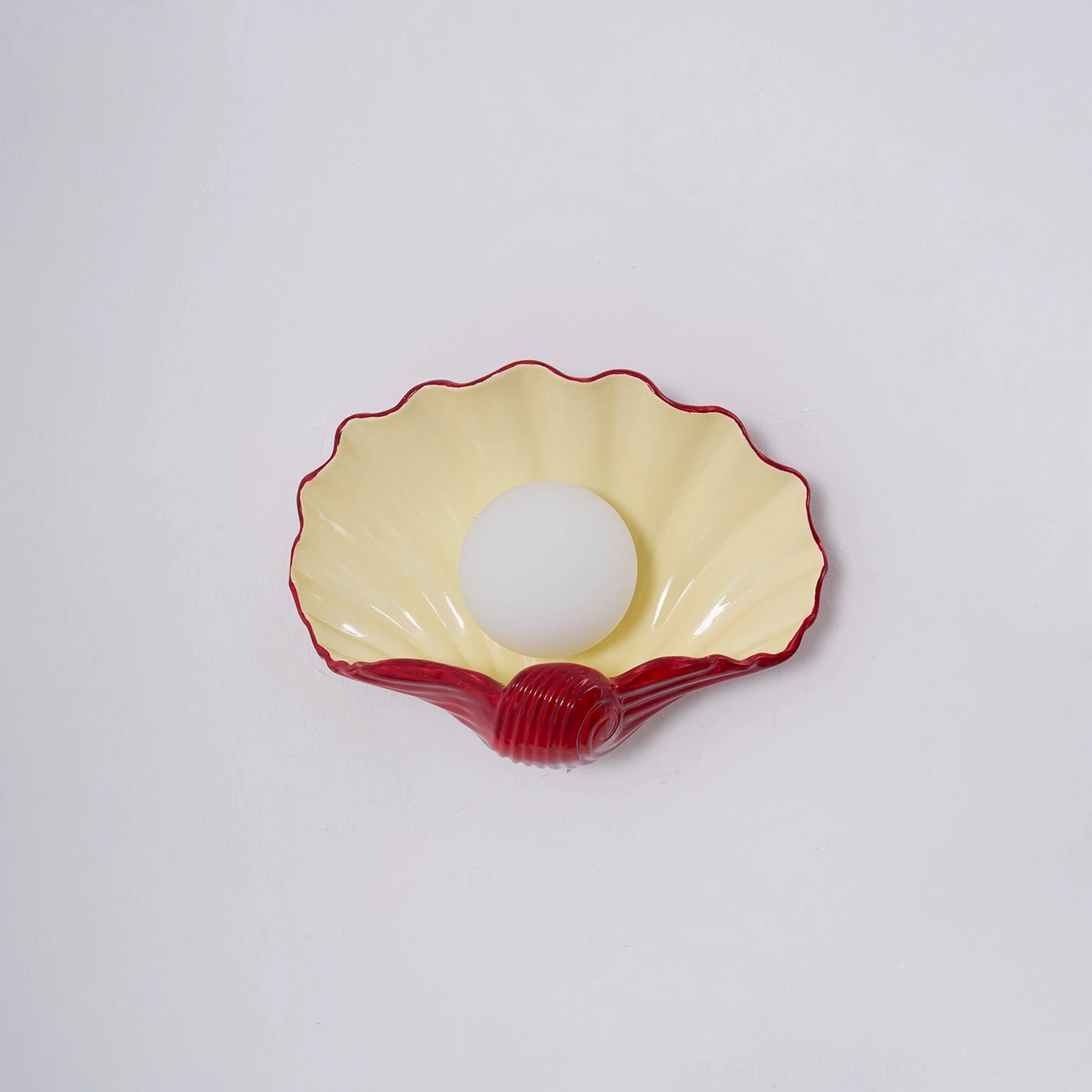 Scallop shell wall lamp paired installation, double fixture design, symmetrical bathroom or bedroom lighting