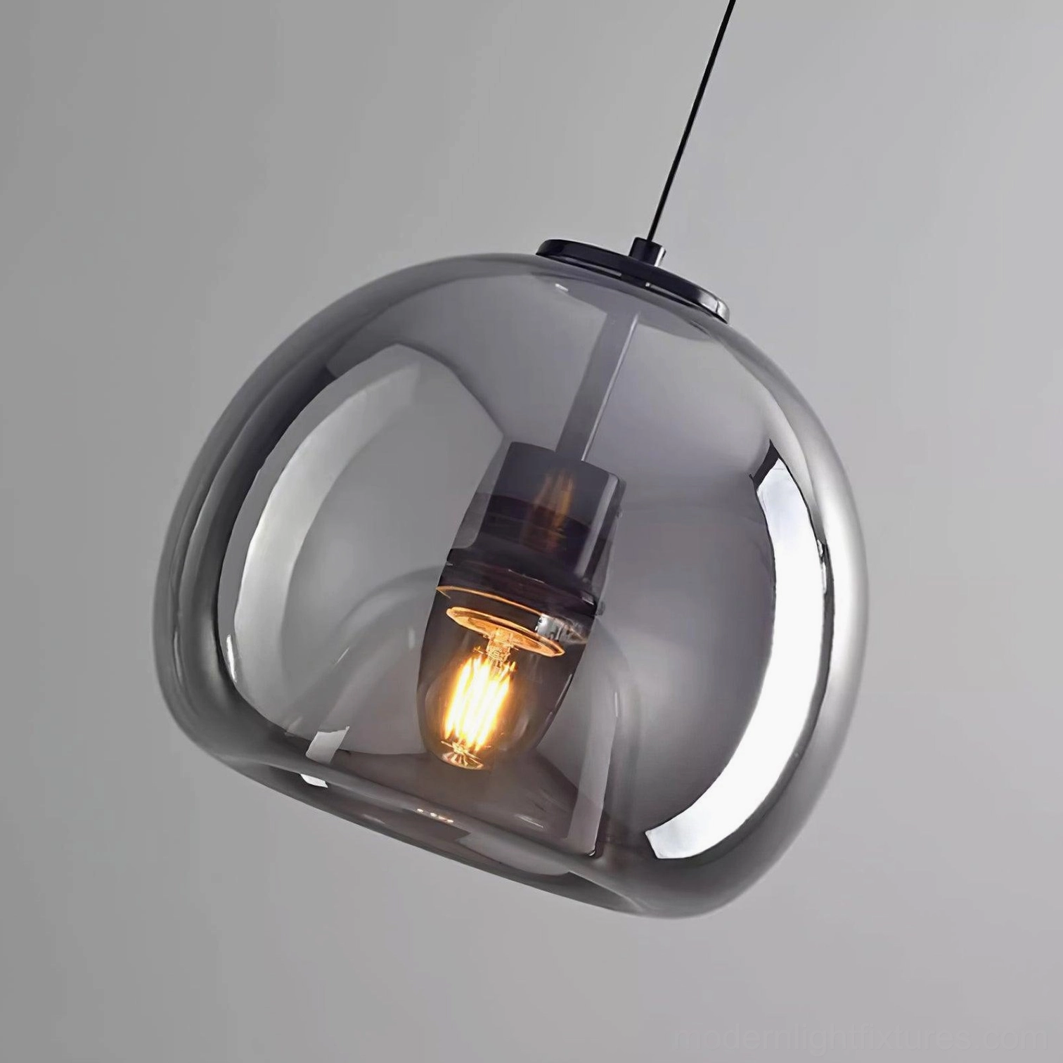 Sedona 3-head round canopy pendant light in mid-century modern interior space