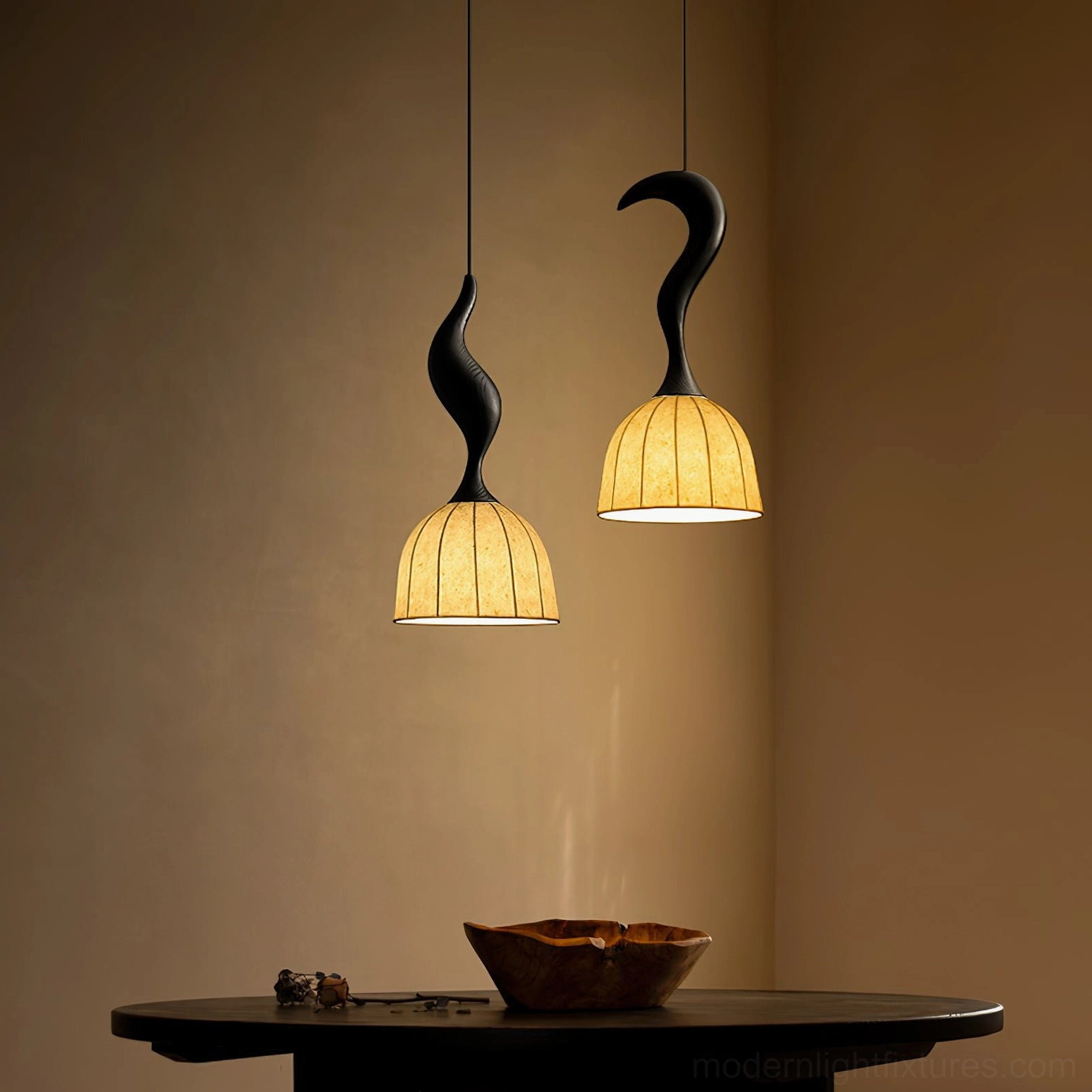 Solia pendant lamp E26 E27 socket compatibility universal bulb specification