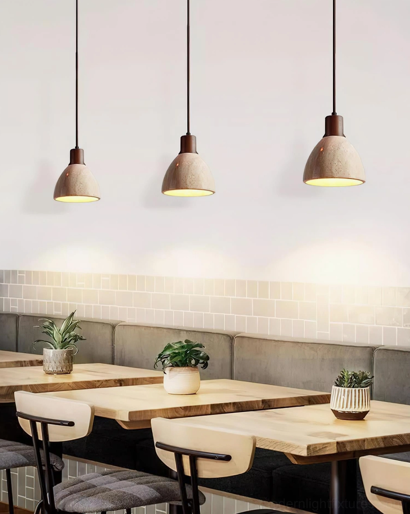 Soraya 3-head pendant lights dining booth restaurant casual warm lighting