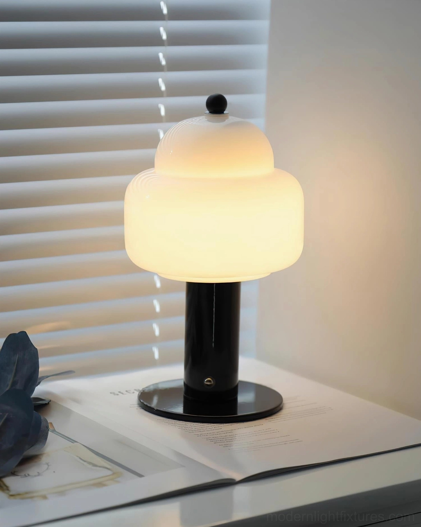 Soreli modern minimalist table lamp cloud glass design contemporary home lighting fixture