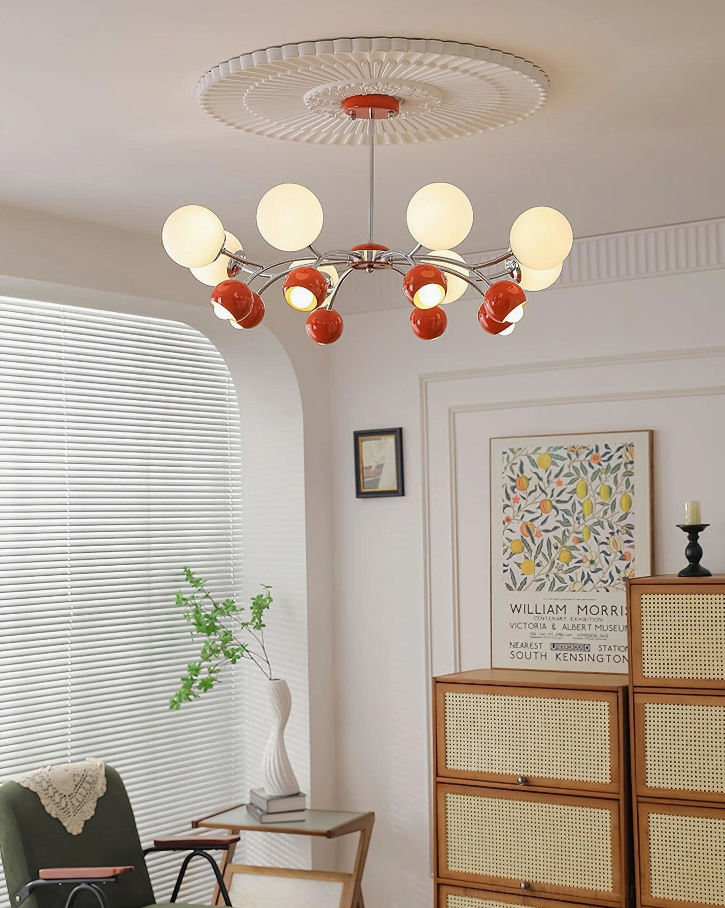 Contemporary Sputnik chandelier in beige and white color combination, mid-century modern design aesthetic