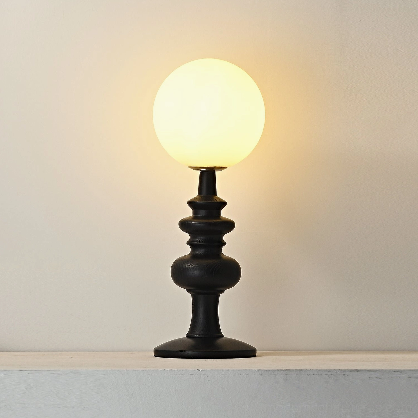 Sveta frosted glass globe table lamp - frosted shade detail with warm light diffusion