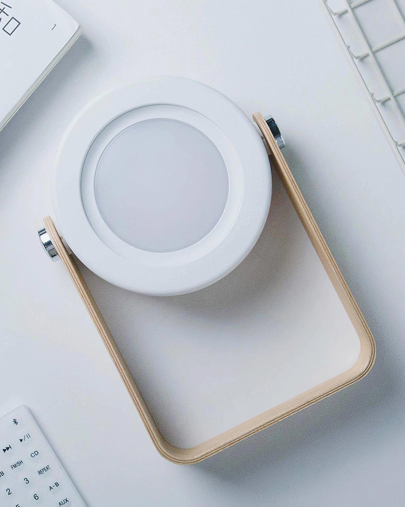 Terna Portable Table Lamp - Warm white 3000K LED light output creating ambient home lighting atmosphere
