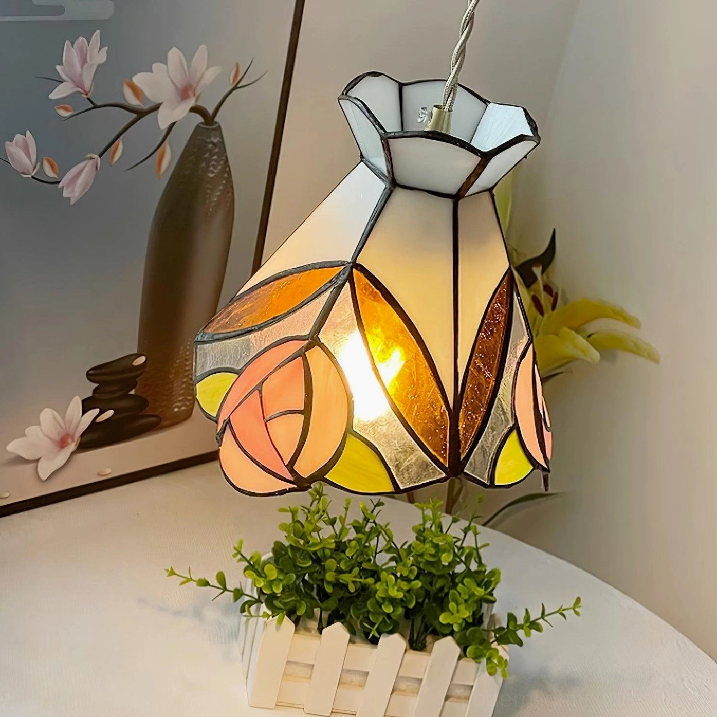 Complete view of Tiffany rose brass pendant light showing proportions and mounting system