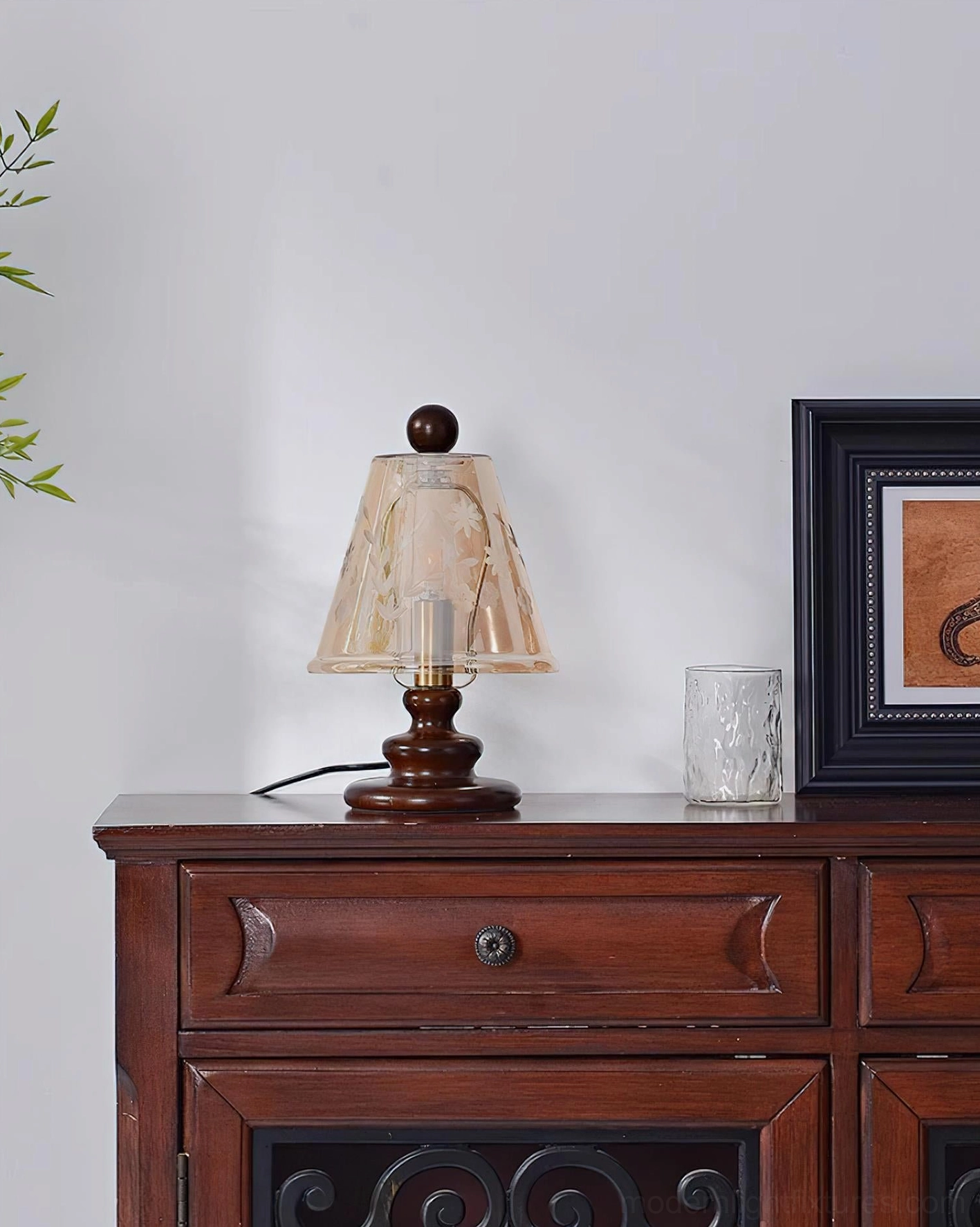 Tilda vintage table lamp detailed view of hand-etched floral pattern on cognac amber glass shade