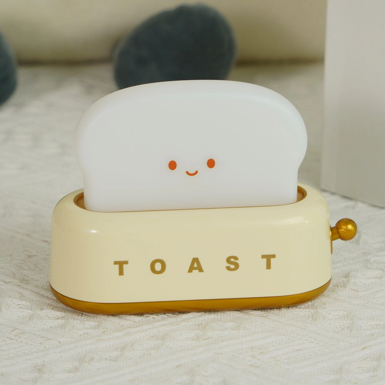 Toaster table lamp perfect gift for dorm rooms and rentals with portable USB charging design