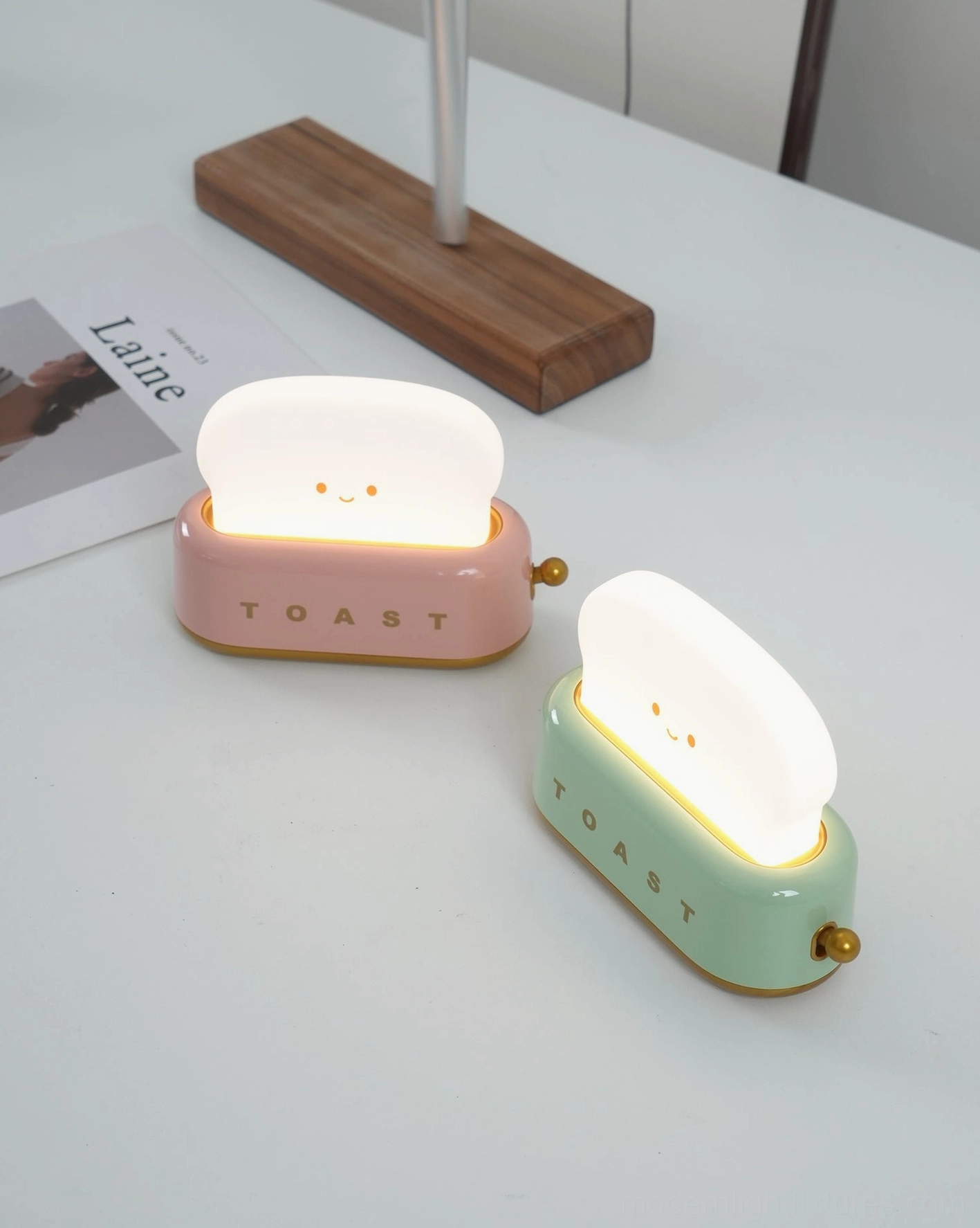 Toaster table lamp showing premium plastic acrylic quality materials durable long-term use
