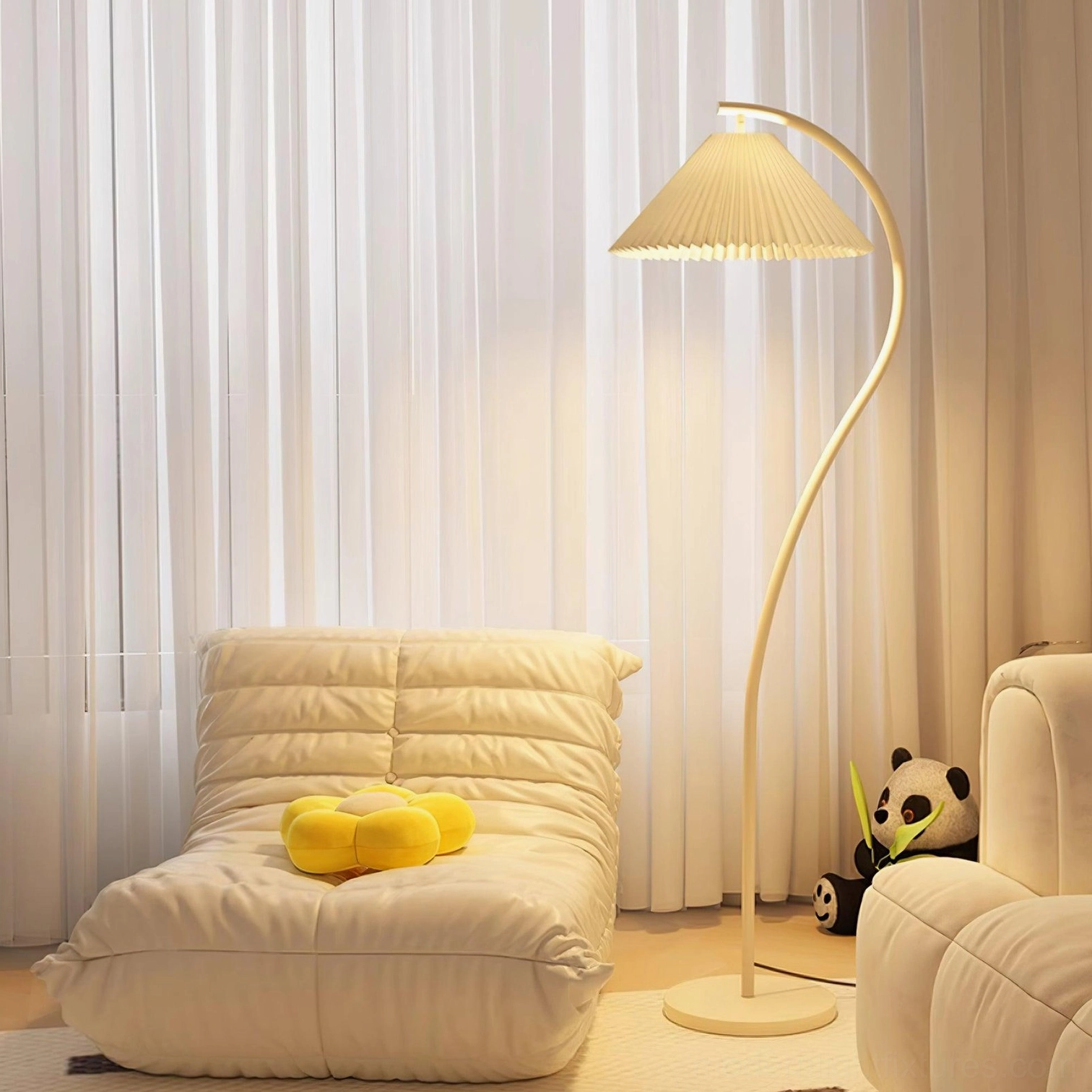 Tove adjustable floor lamp curved metal body, 180-degree rotation light positioning