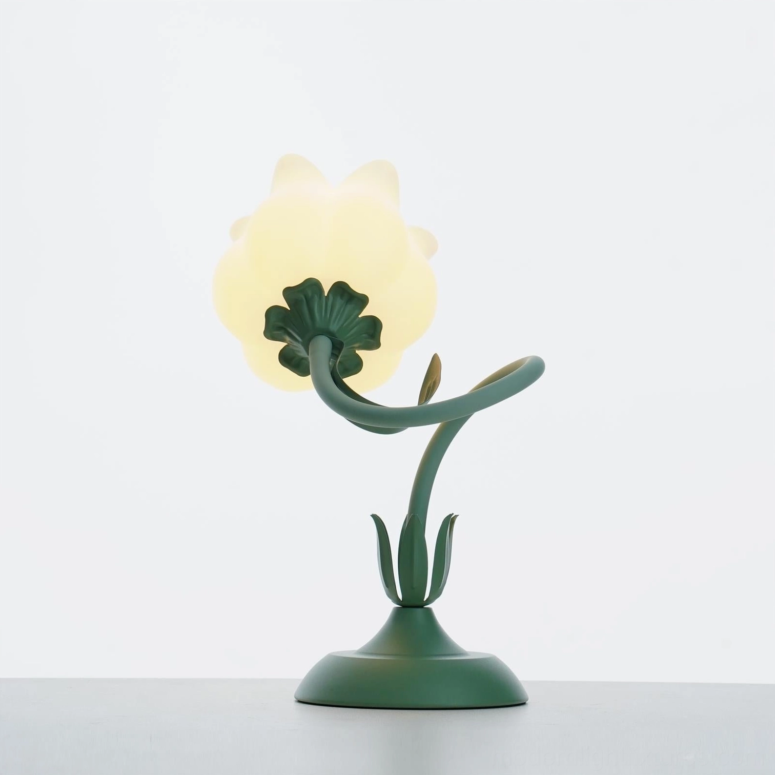 Modern twist tulip table lamp offering 40W equivalent brightness in compact 5W LED format