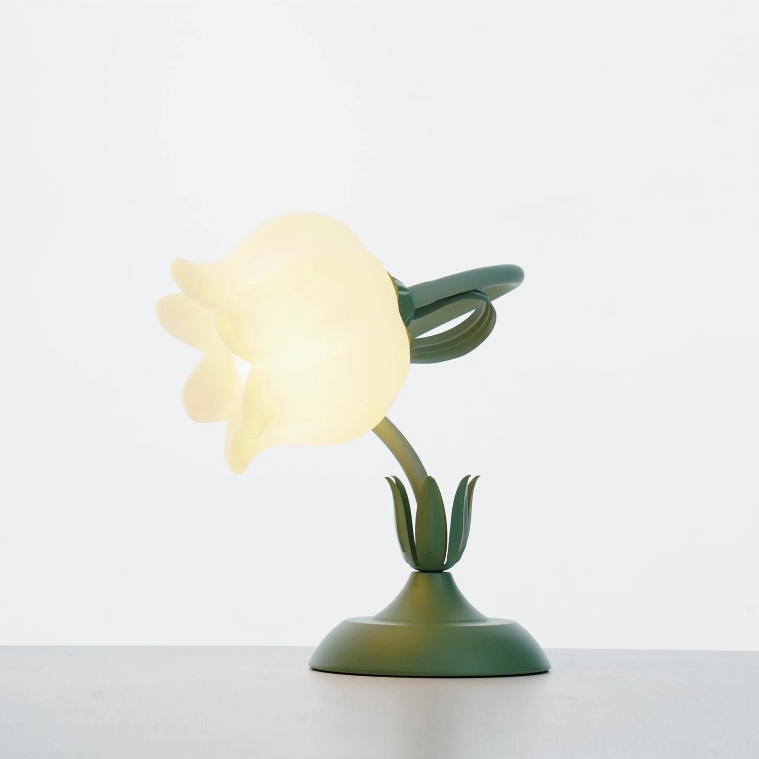 Twist tulip table lamp combining botanical artistry with contemporary LED technology