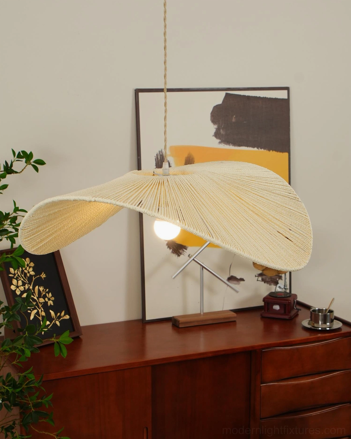 Universal voltage AC 110-240V woven straw hat pendant light certified for international markets