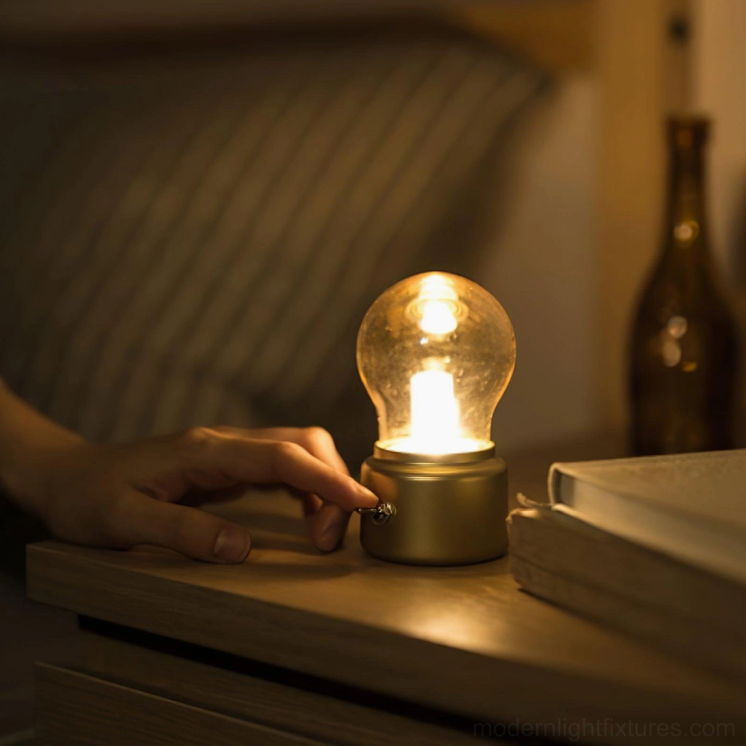 Small portable USB desk lamp for home office bedside reading accent lighting