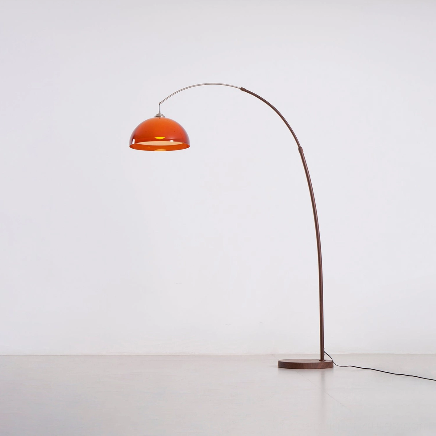 Ventoro floor lamp with walnut finish in Scandinavian-inspired minimalist interior with natural materials